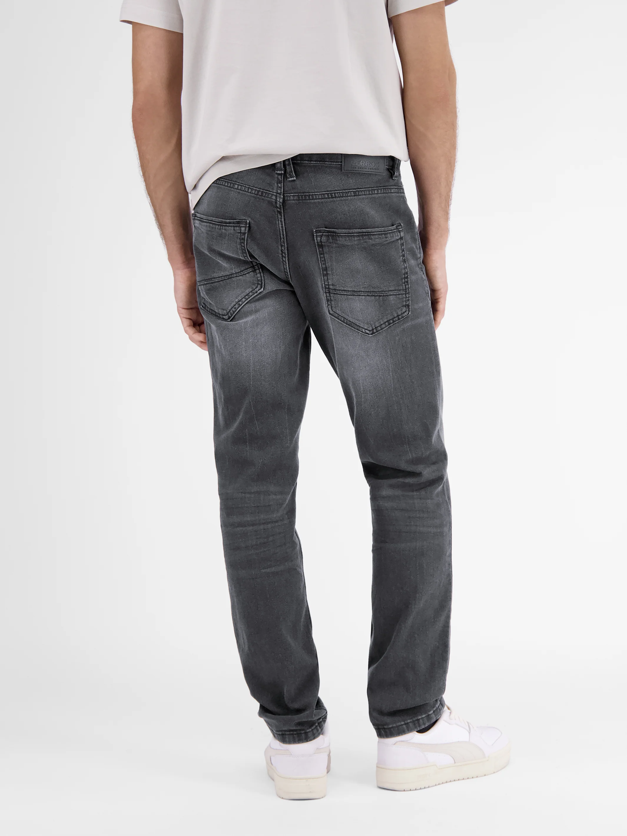 5-Pocket Stretch-Denim BAXTER in RELAXED FIT - Image 5