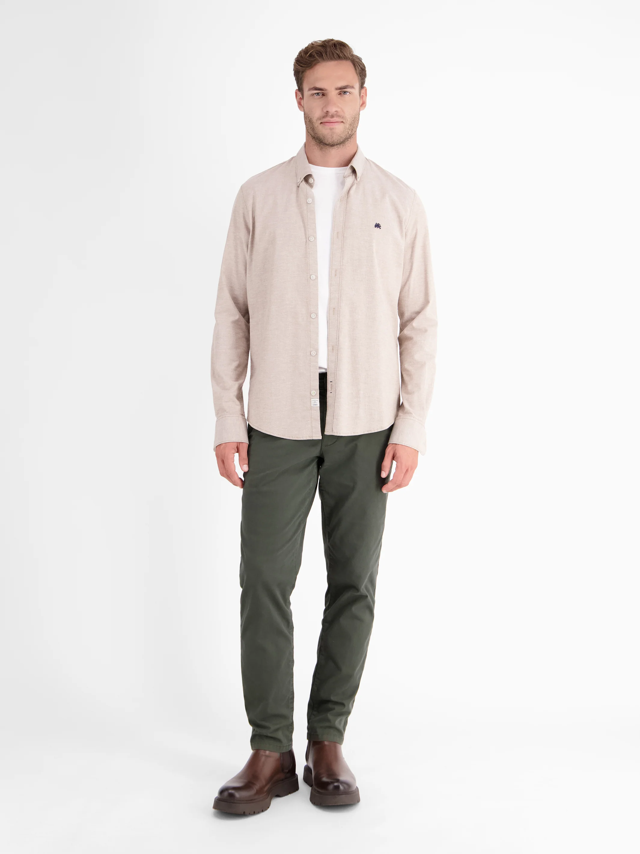 Basic Chino in Strukturqualität, SLIM FIT - Image 43