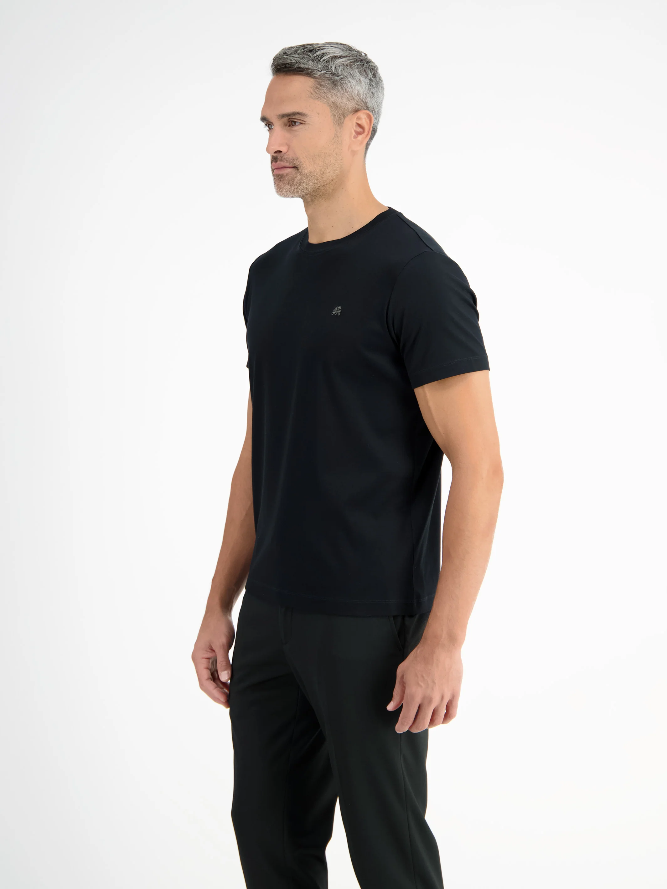 Bayer 04 Leverkusen Rundhals-T-Shirt in hochwertiger SUPIMA® Baumwolle - Image 10