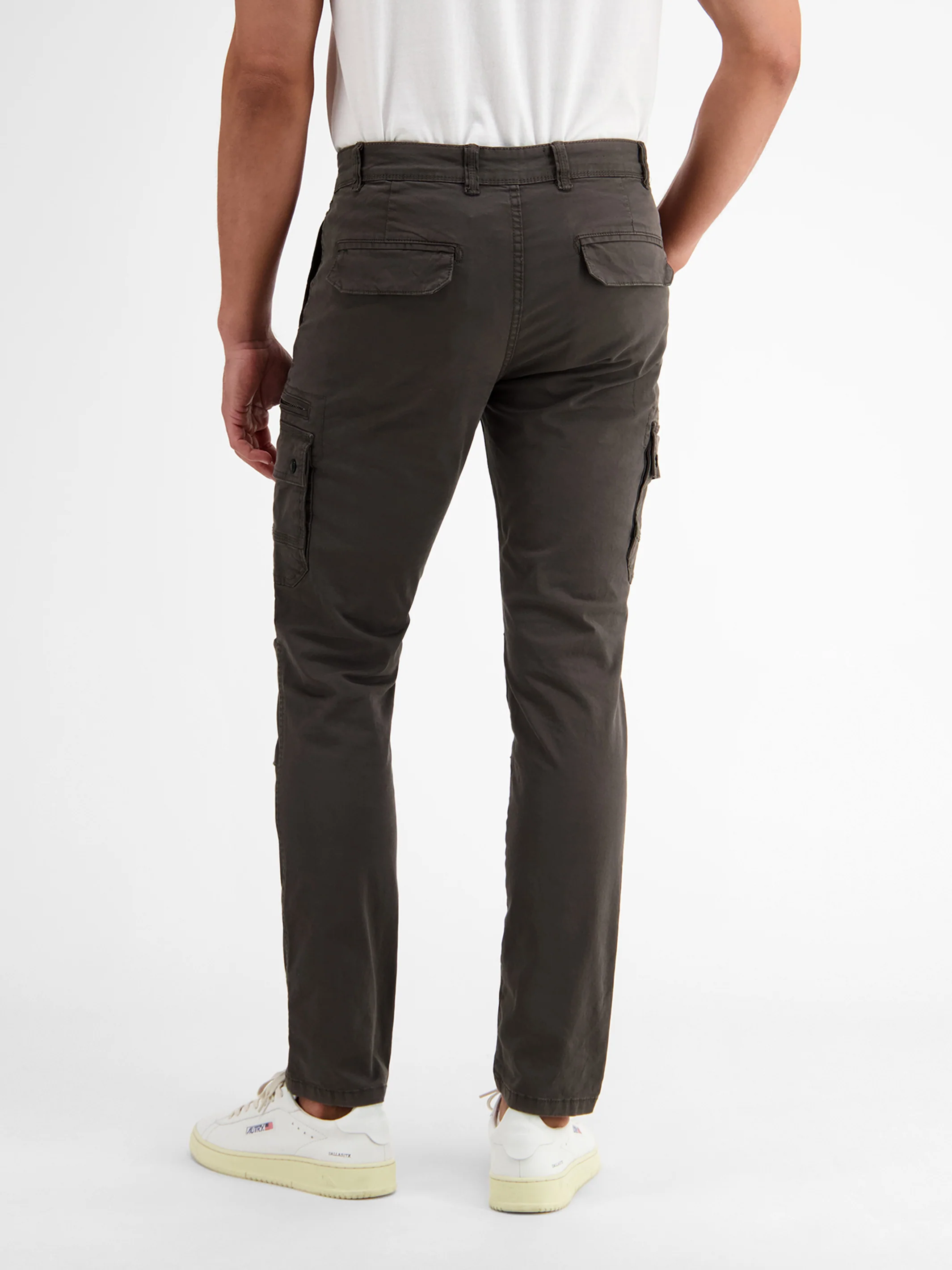 Cargo Pants in schmaler, gerader Passform - Image 11