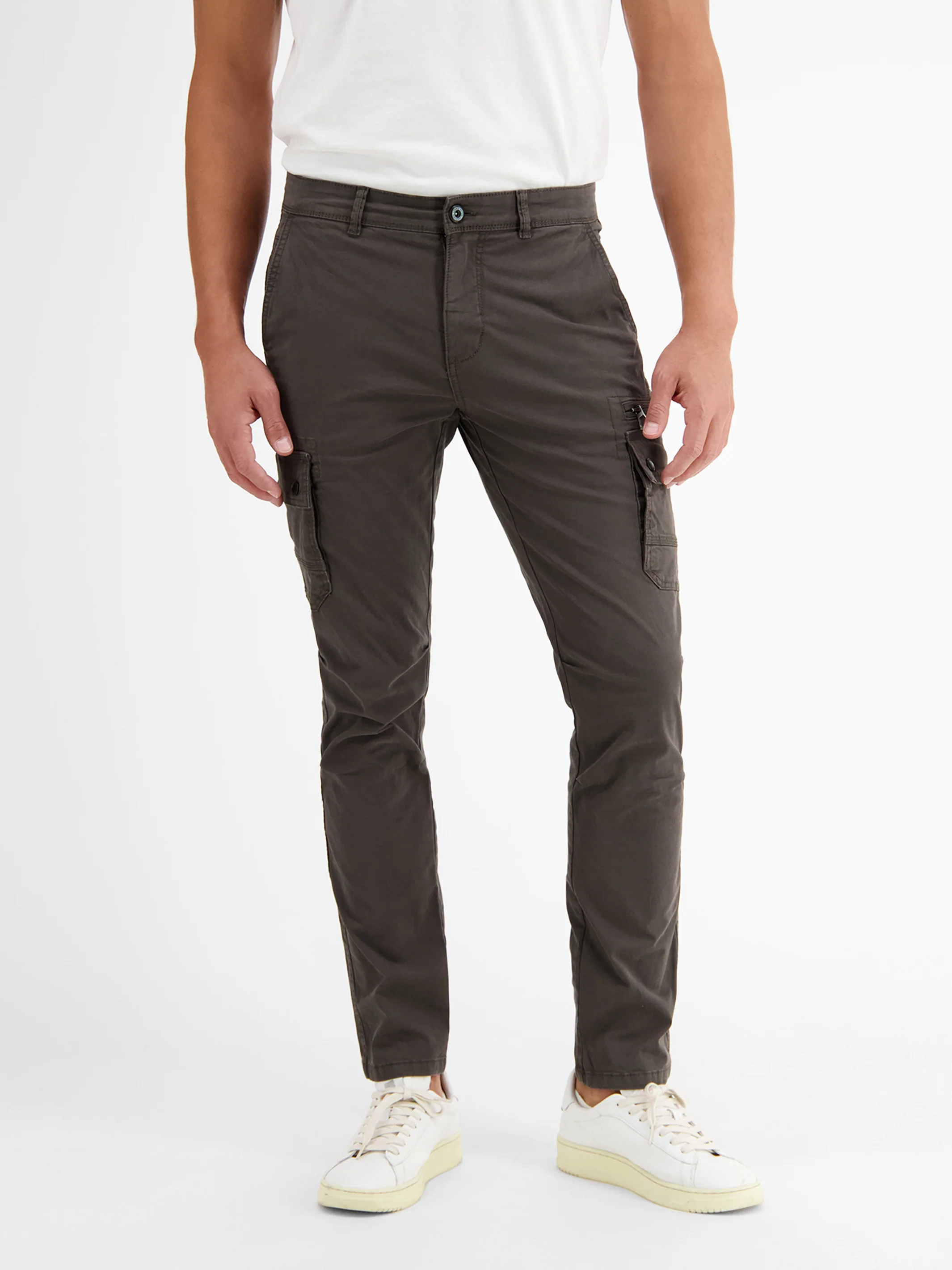 Cargo Pants in schmaler, gerader Passform - Image 12