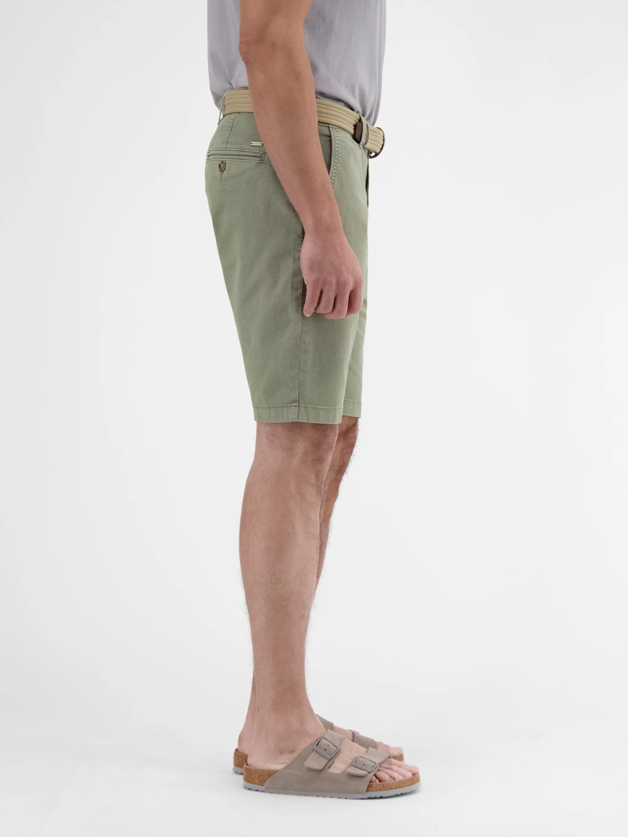 Chino-Bermuda mit Gürtel - Image 11