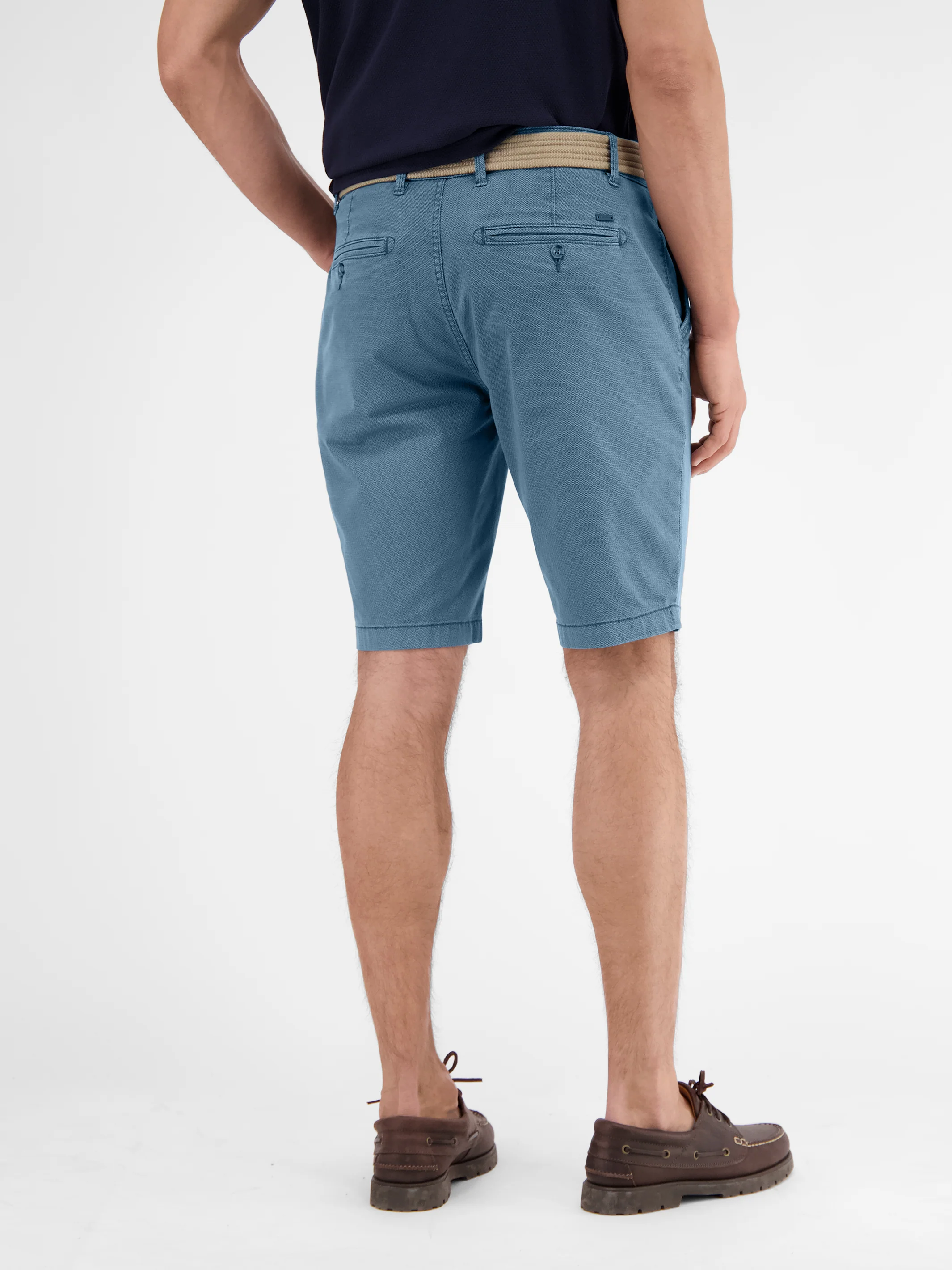 Chino-Bermuda mit Gürtel - Image 17