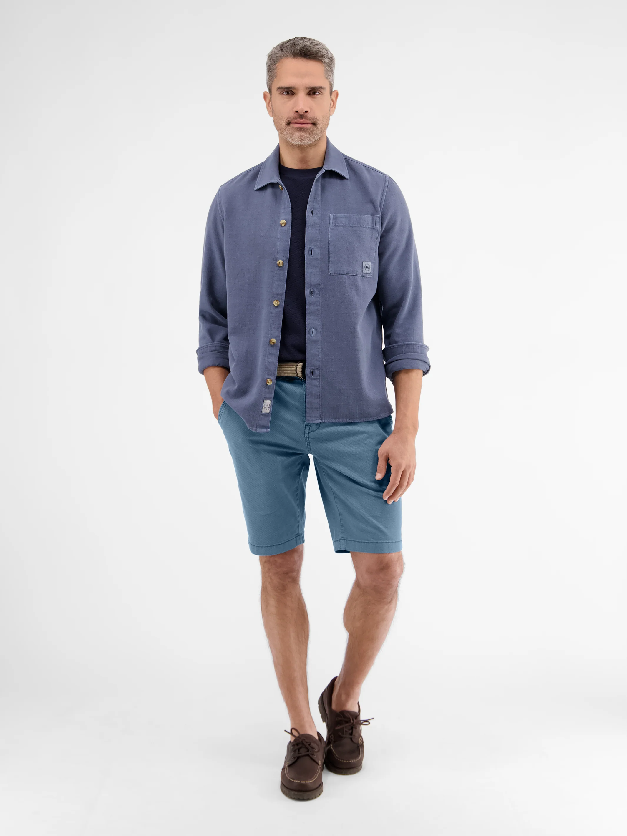 Chino-Bermuda mit Gürtel - Image 19