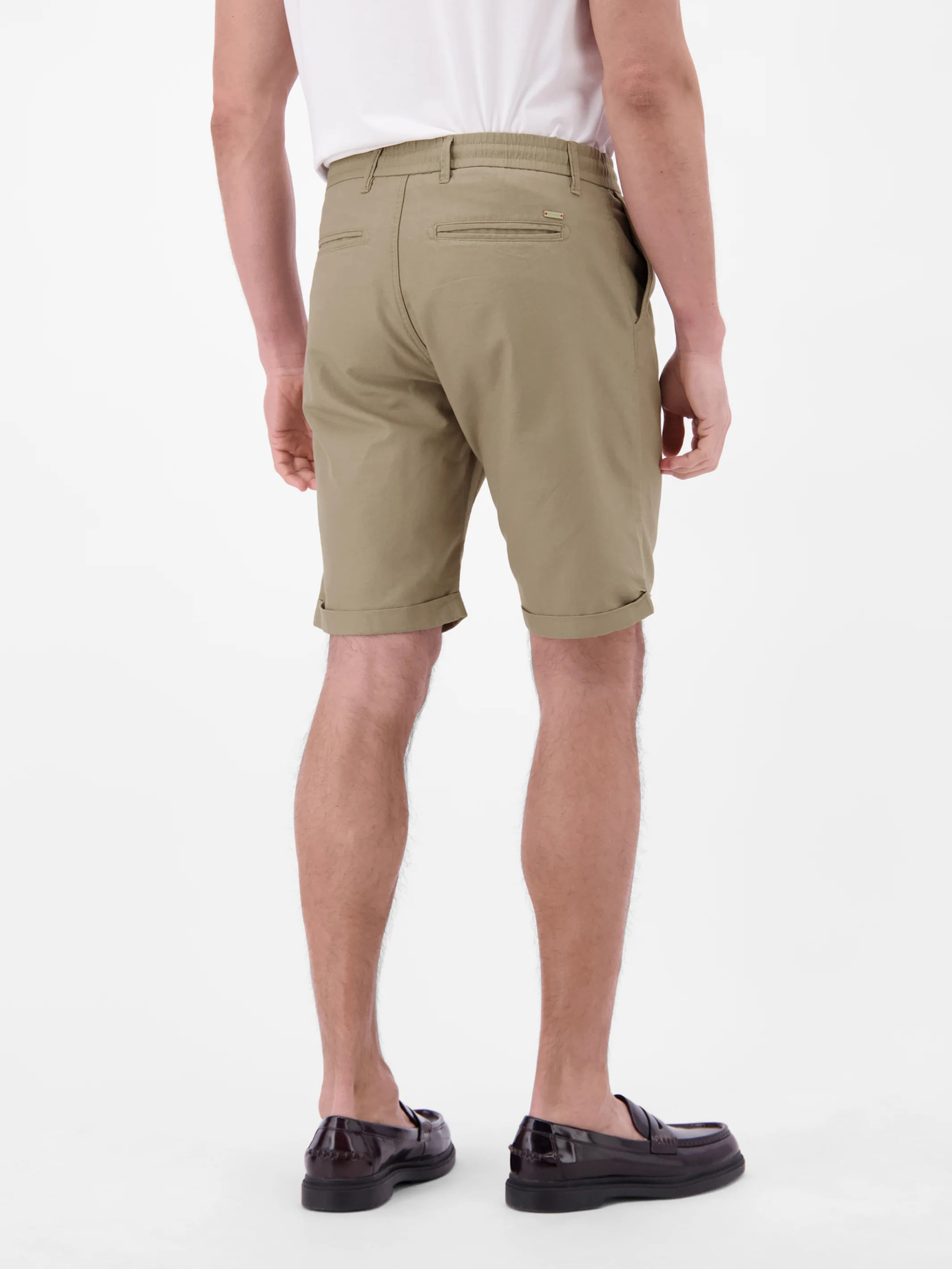 Chino-Shorts aus Baumwoll-Leinen-Mischgewebe - Image 17