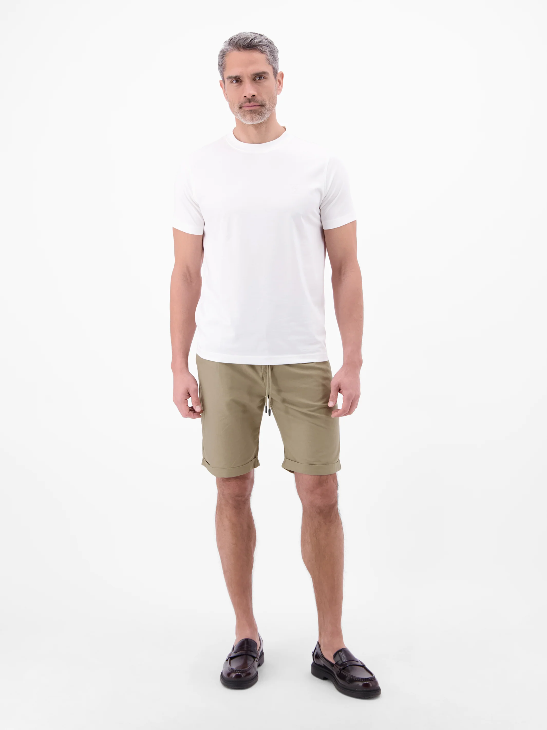Chino-Shorts aus Baumwoll-Leinen-Mischgewebe - Image 19