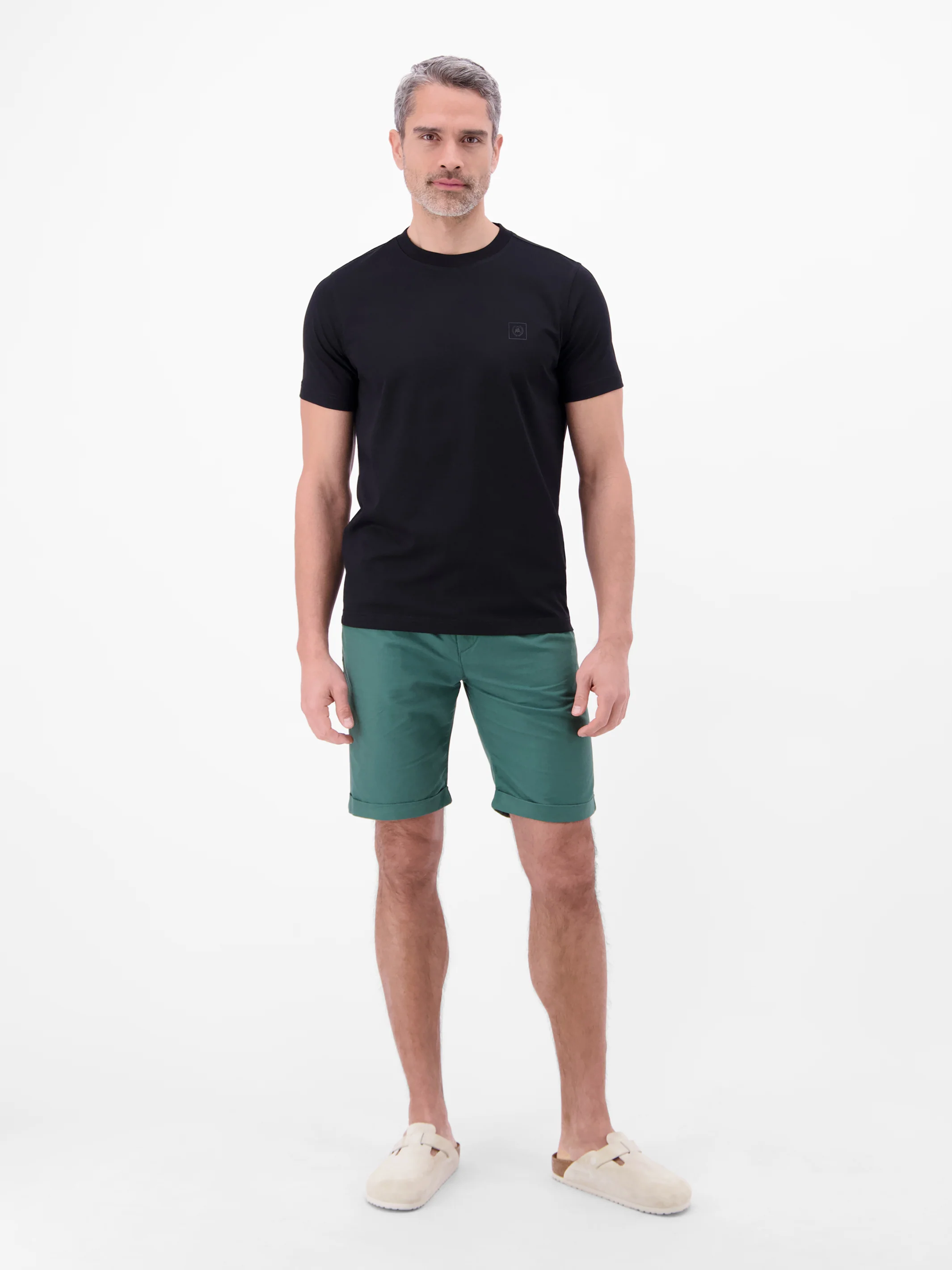Chino-Shorts aus Baumwoll-Leinen-Mischgewebe - Image 26