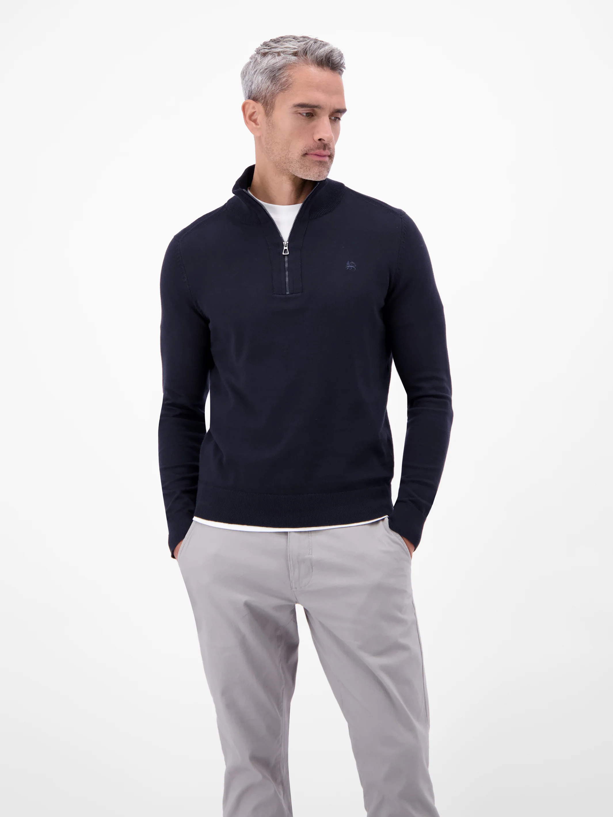 Flachstrickpullover mit Troyerkragen - Image 10