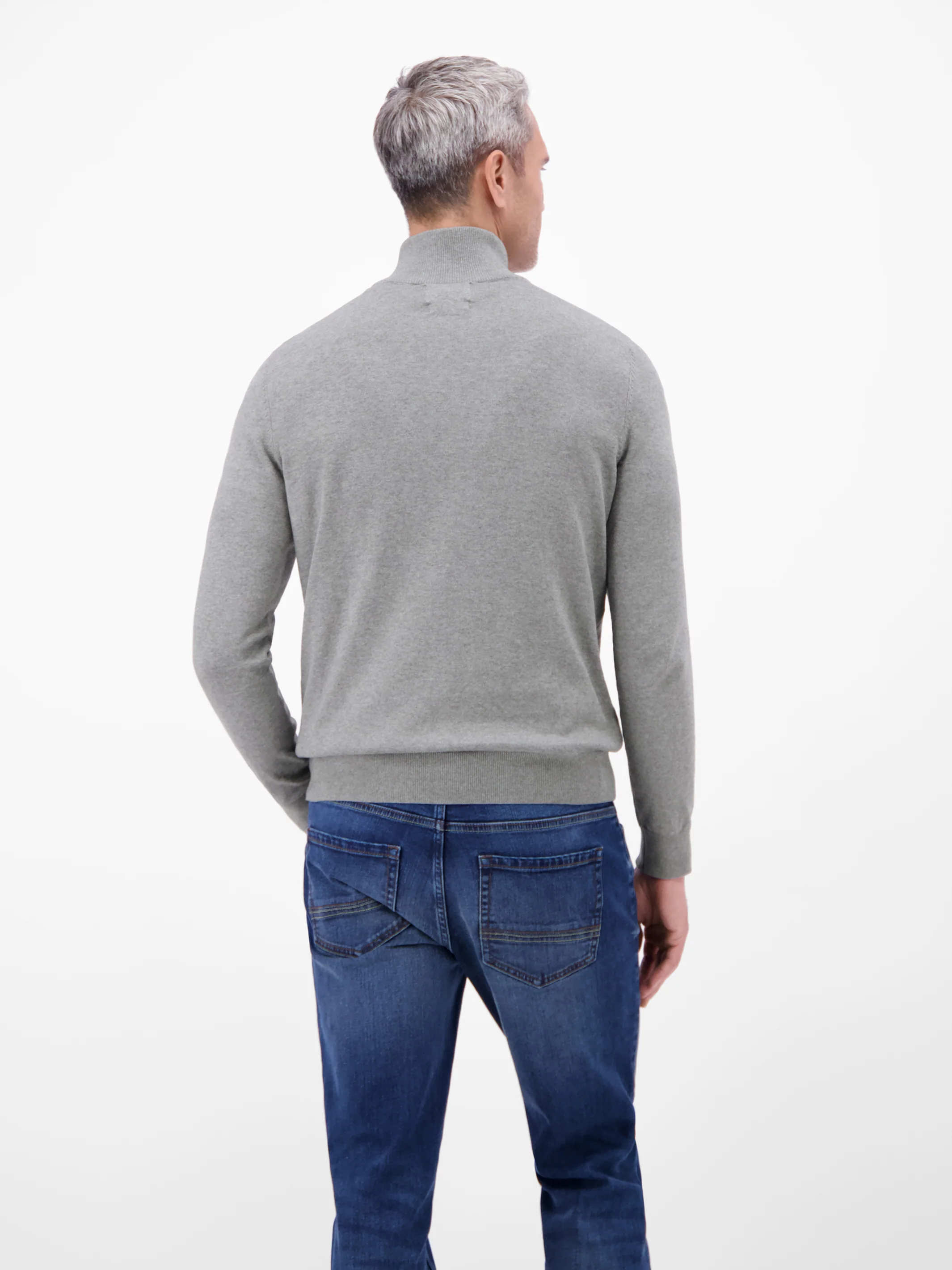 Flachstrickpullover mit Troyerkragen - Image 17