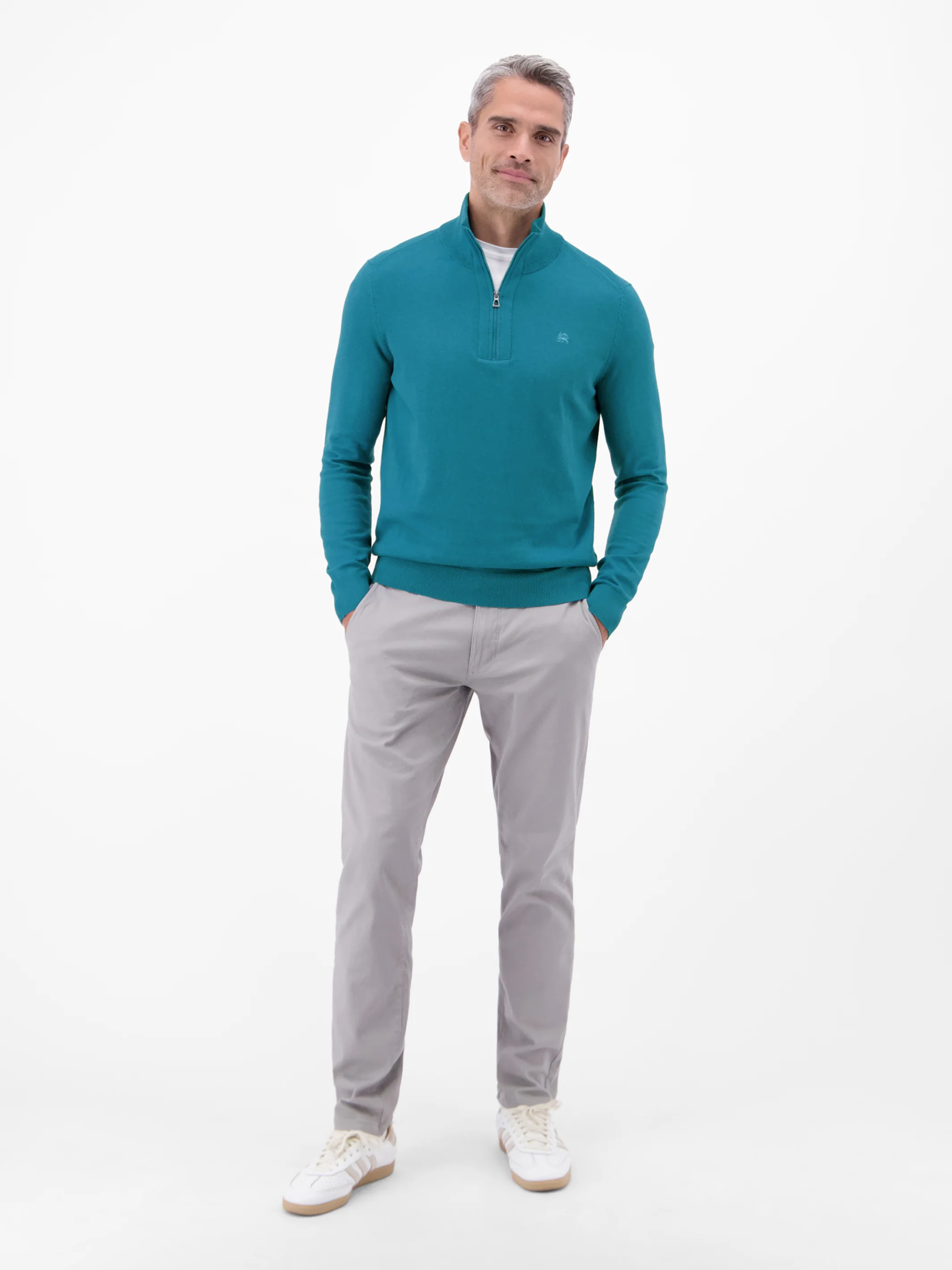Flachstrickpullover mit Troyerkragen - Image 41