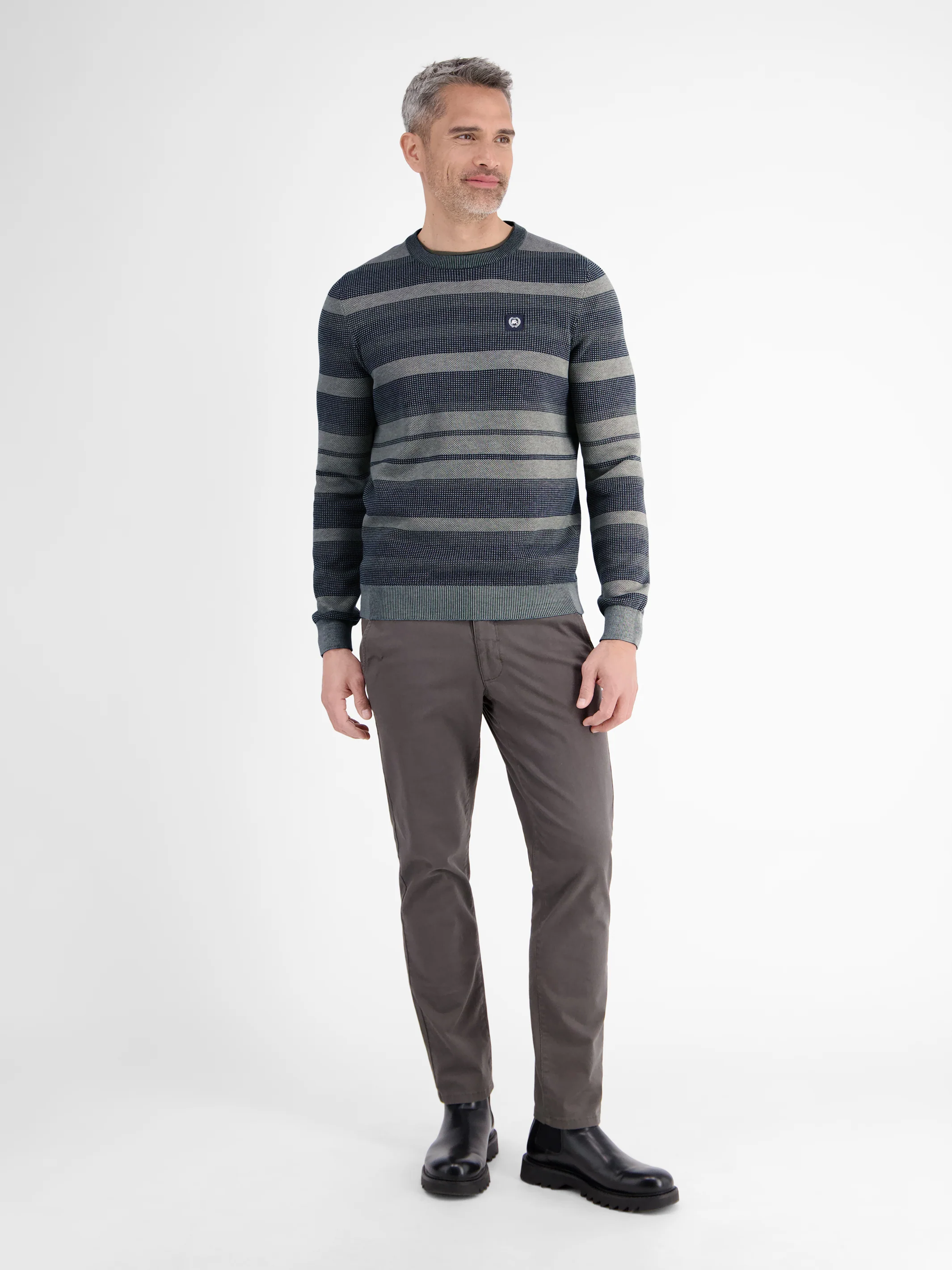 Gestreifter Strickpullover - Image 12