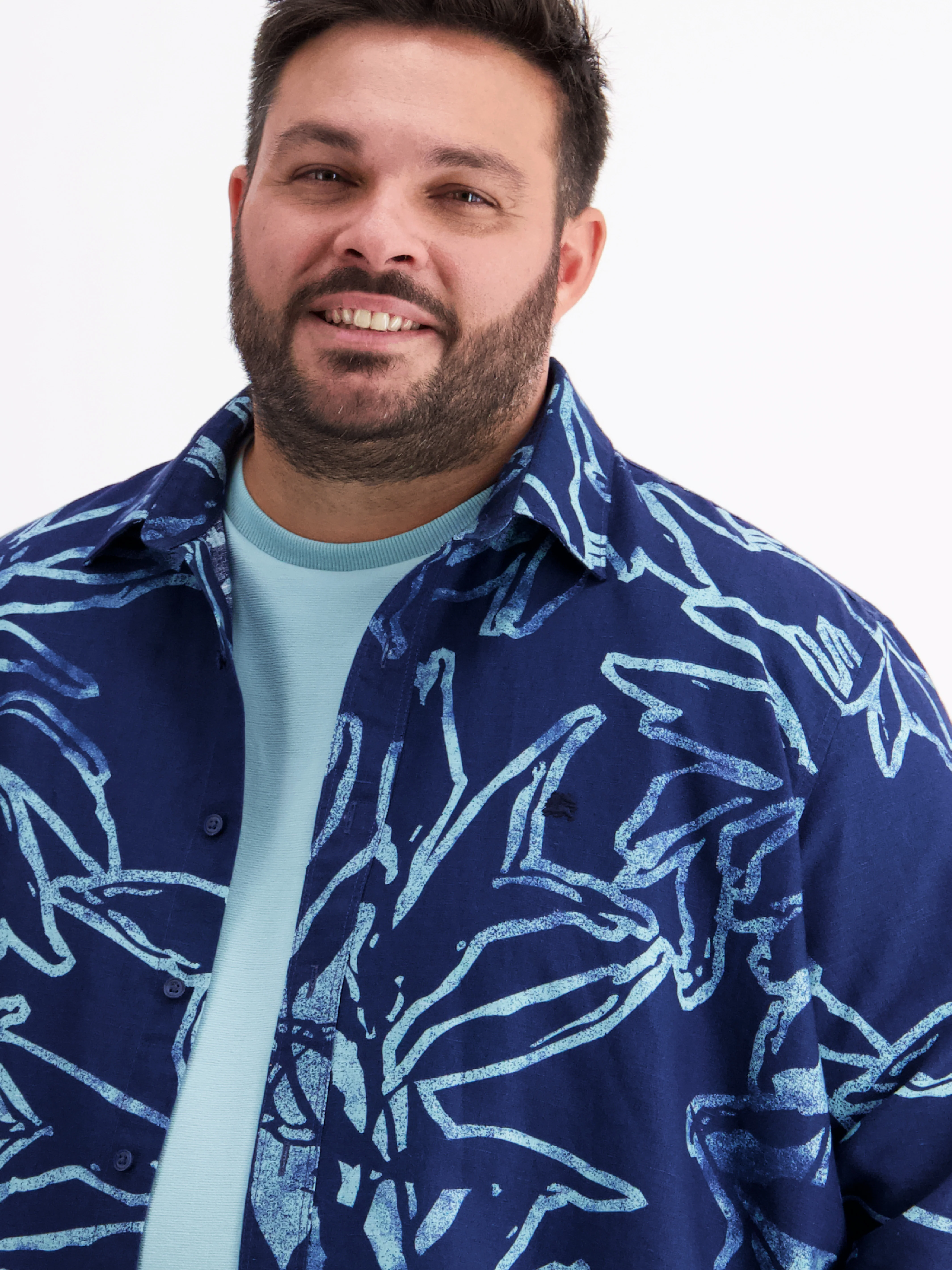 Herren Langarmhemd mit sommerlichem Print - Image 9