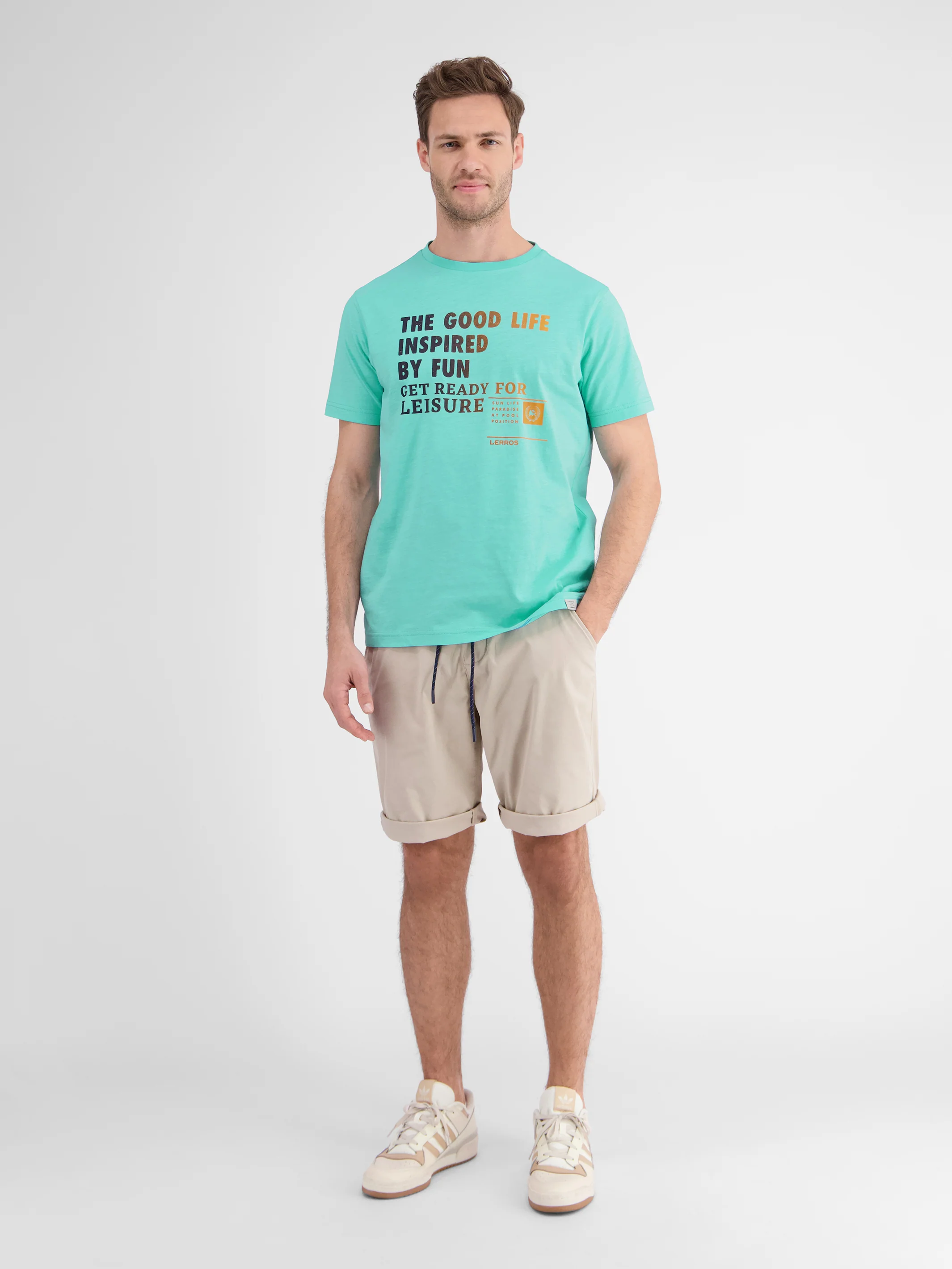 Herren T-Shirt mit Frontprint - Image 4