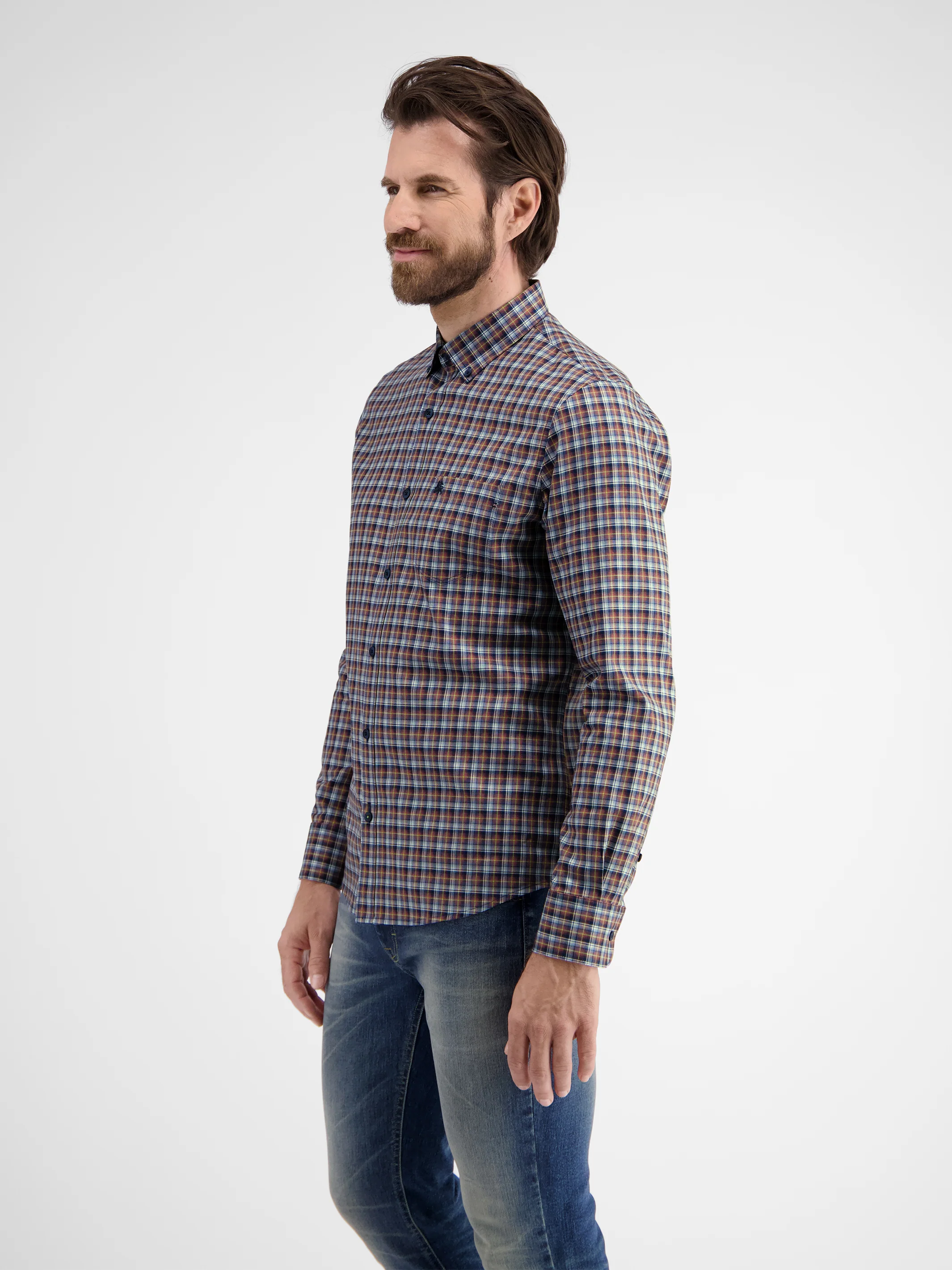 Kariertes Herrenhemd mit Button-down-Kragen - Image 16