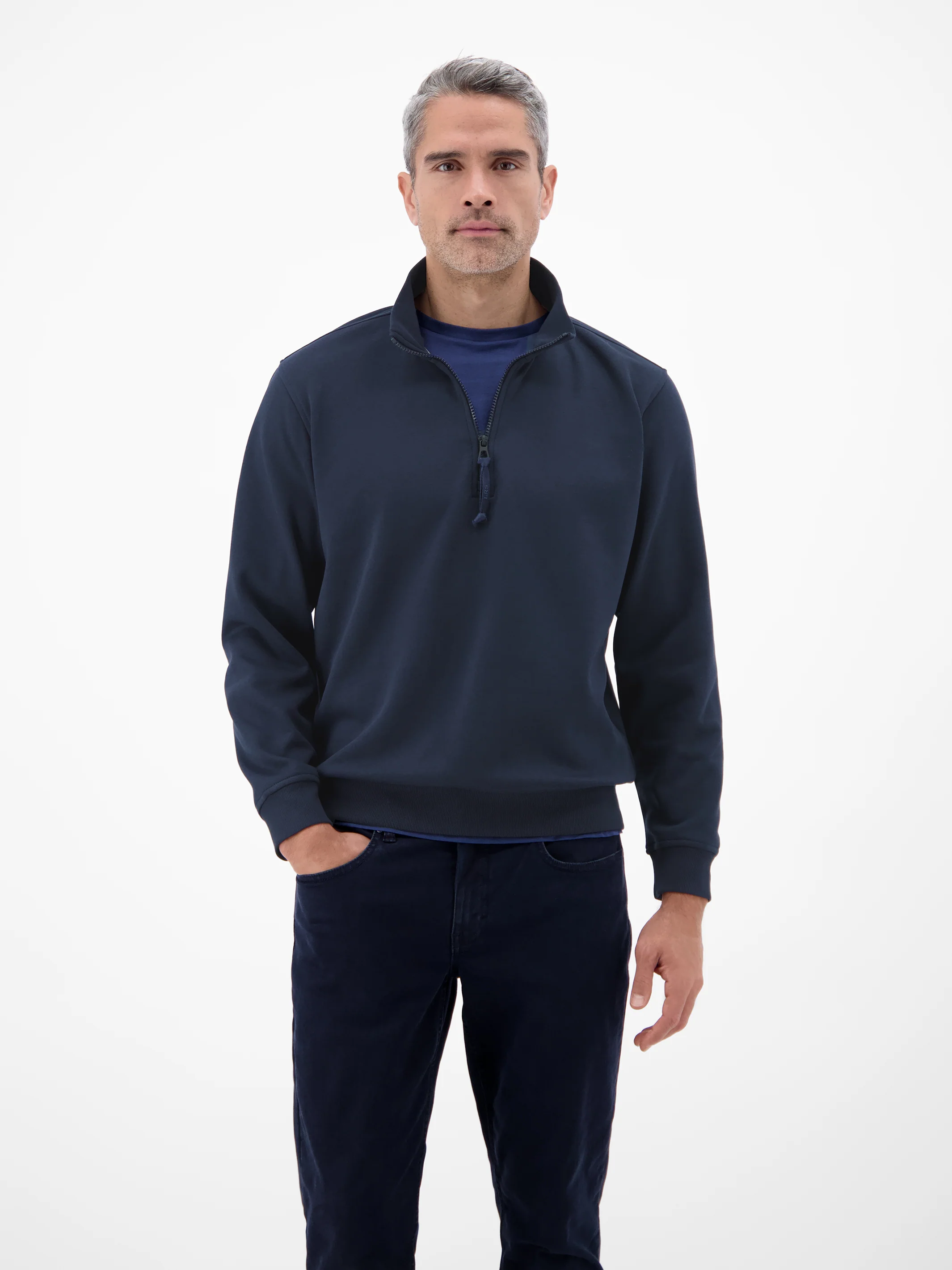 Klassischer Sweat Troyer - Image 9