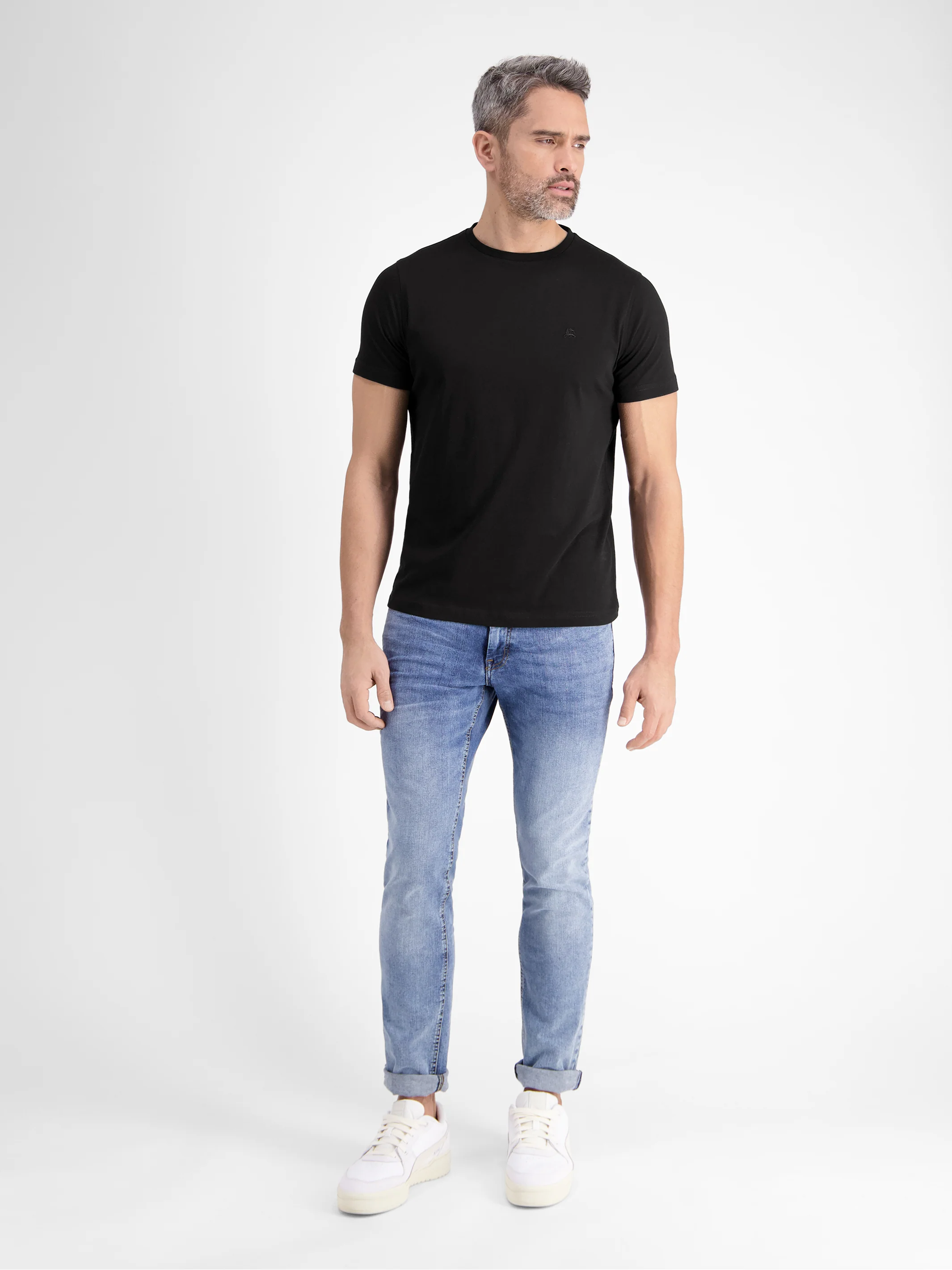 Klassisches Rundhals Herren T-Shirt - Image 4