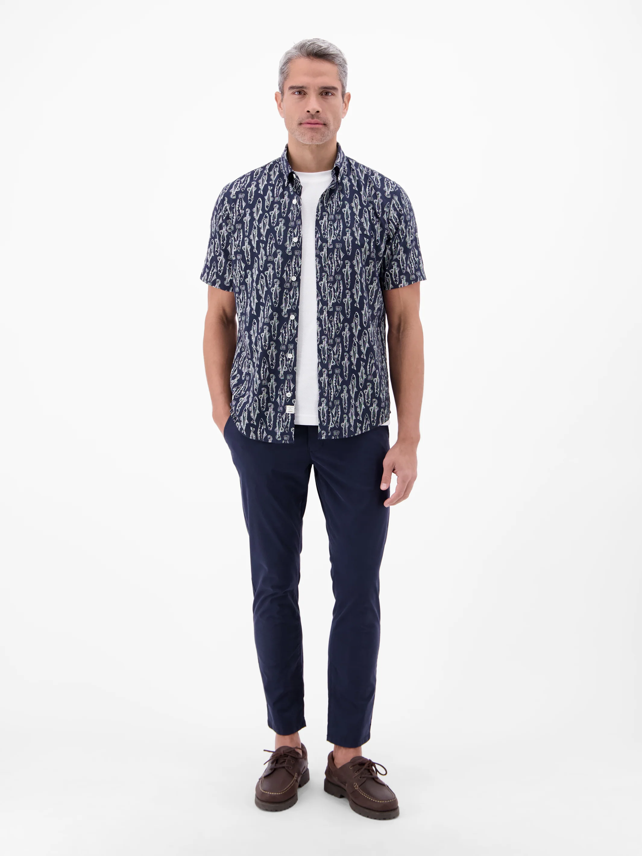 Kurzarmhemd mit marinem All-over-Print - Image 7