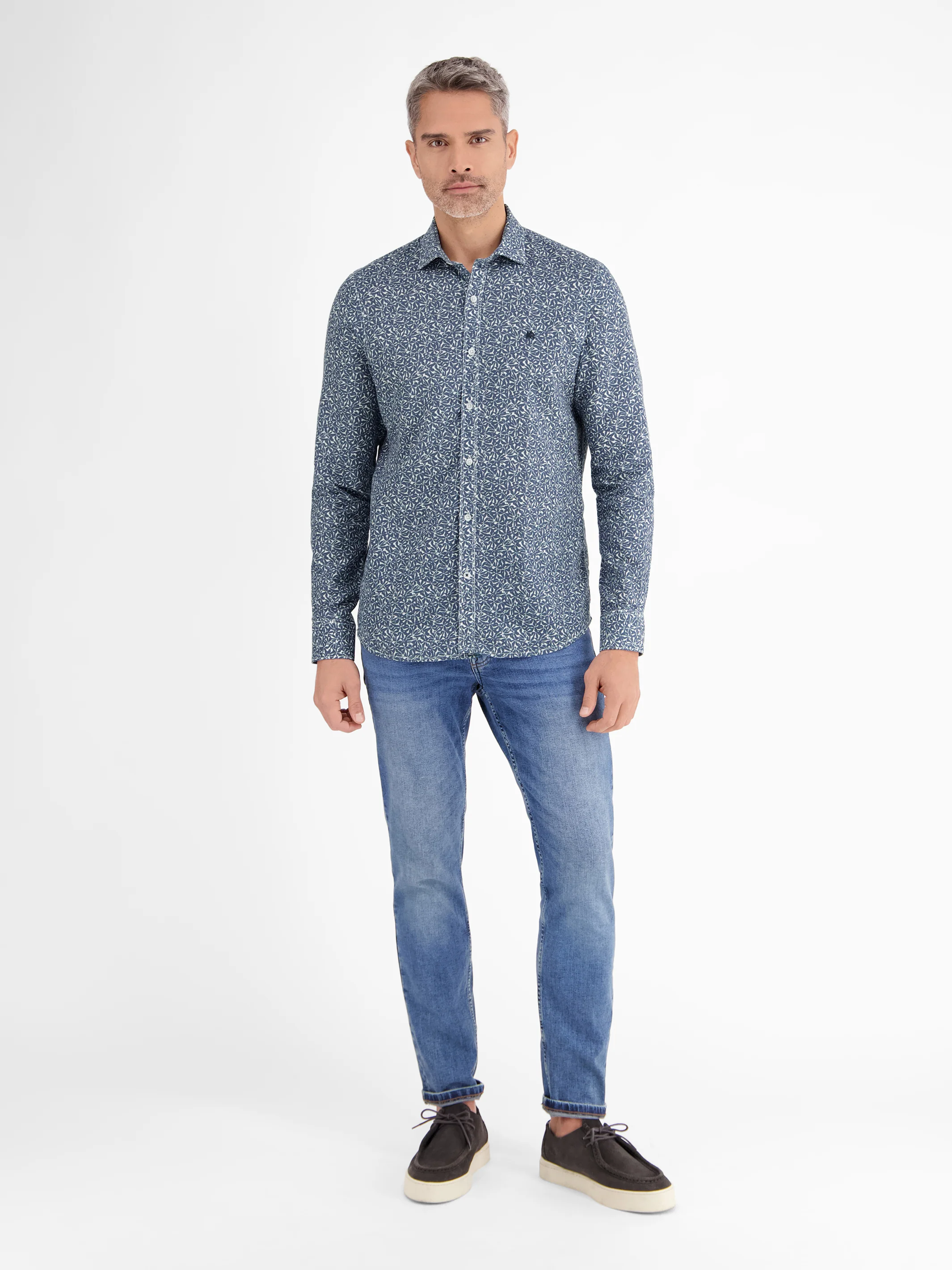 Langarmhemd mit Haifischkragen, floral bedruckt - Image 12