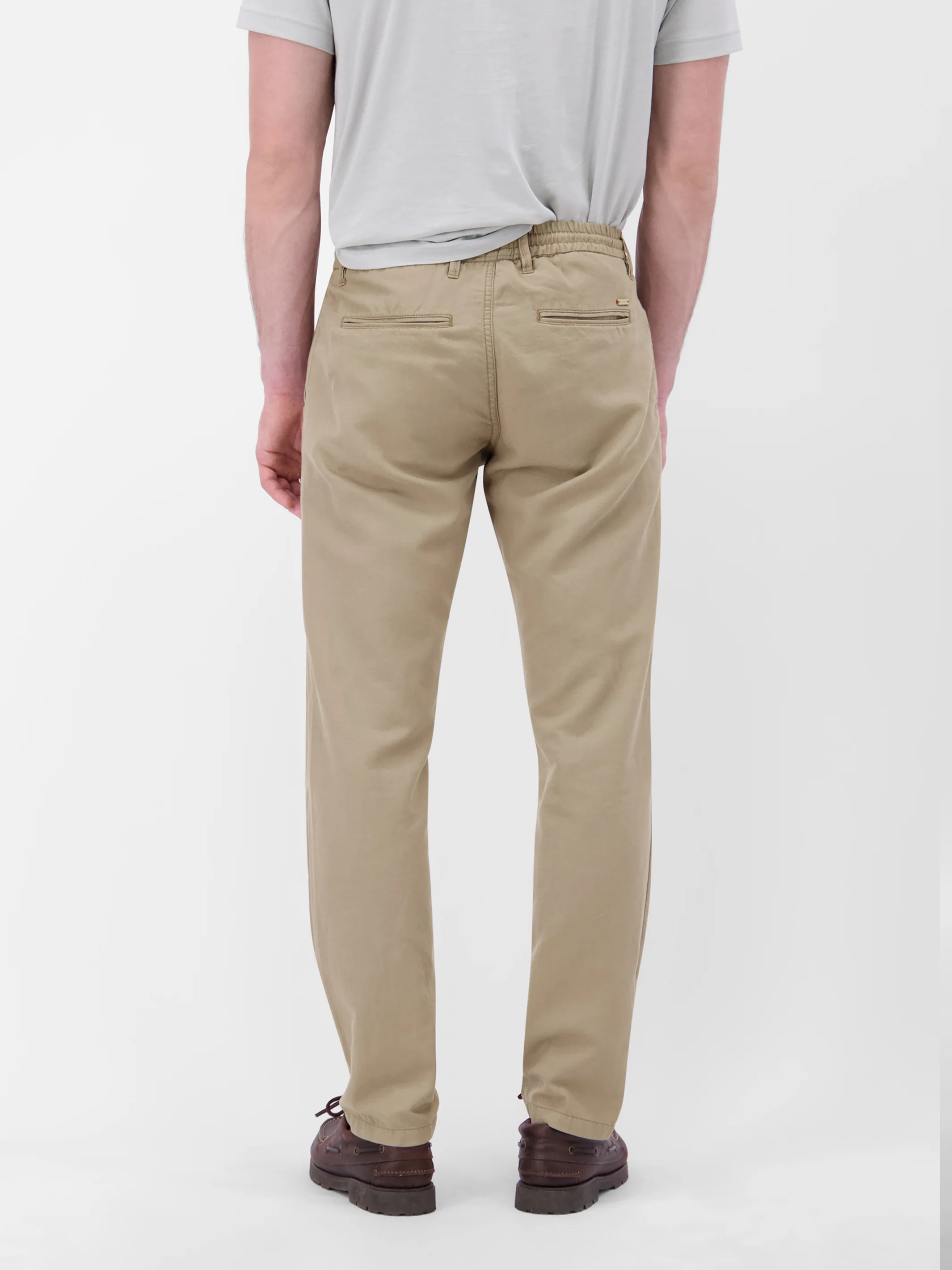 Leichte Chino mit Gürtelschlaufen, Baumwollmix - Image 11
