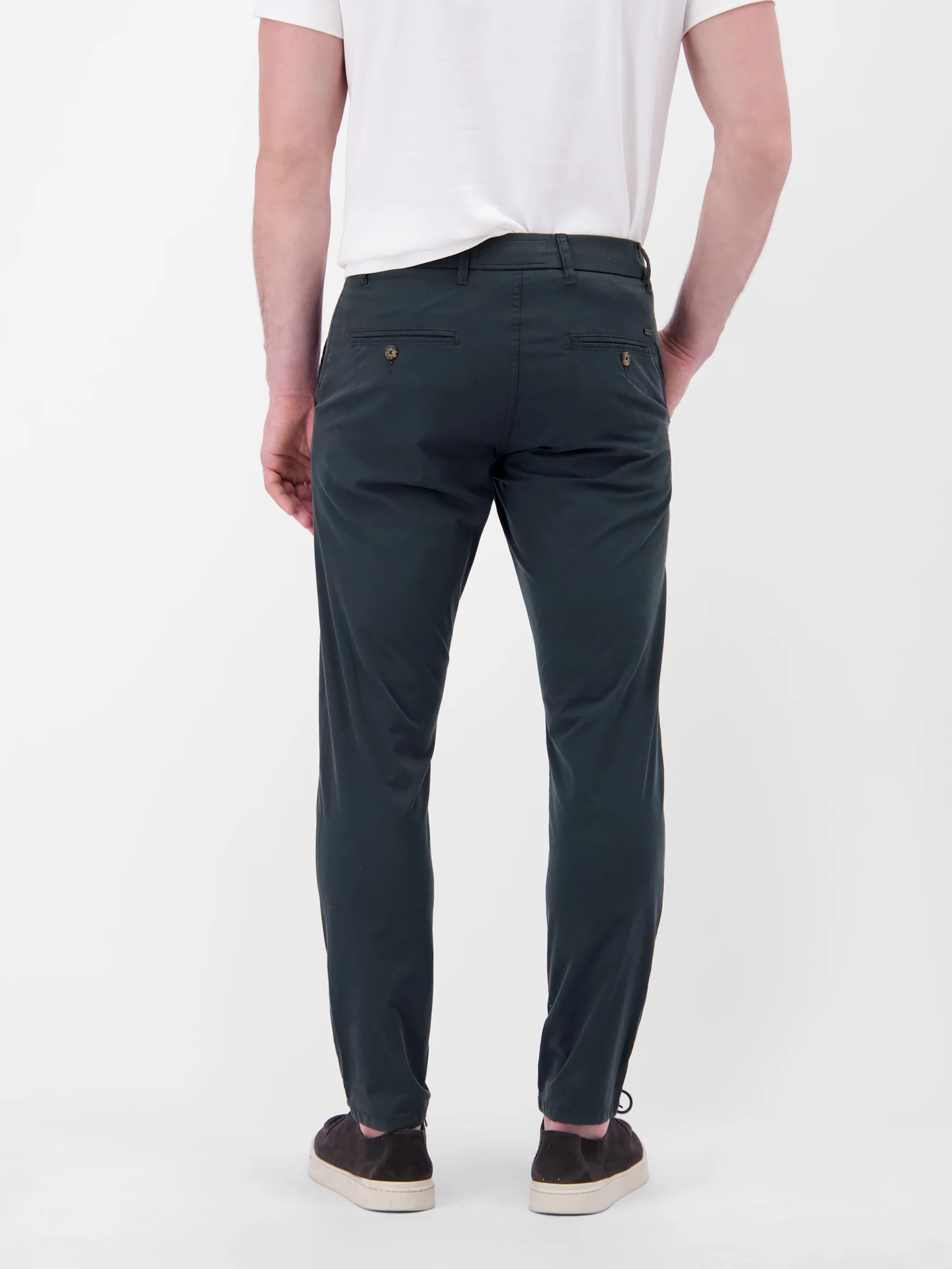 Leichte Chino mit Kordelzug - Image 12