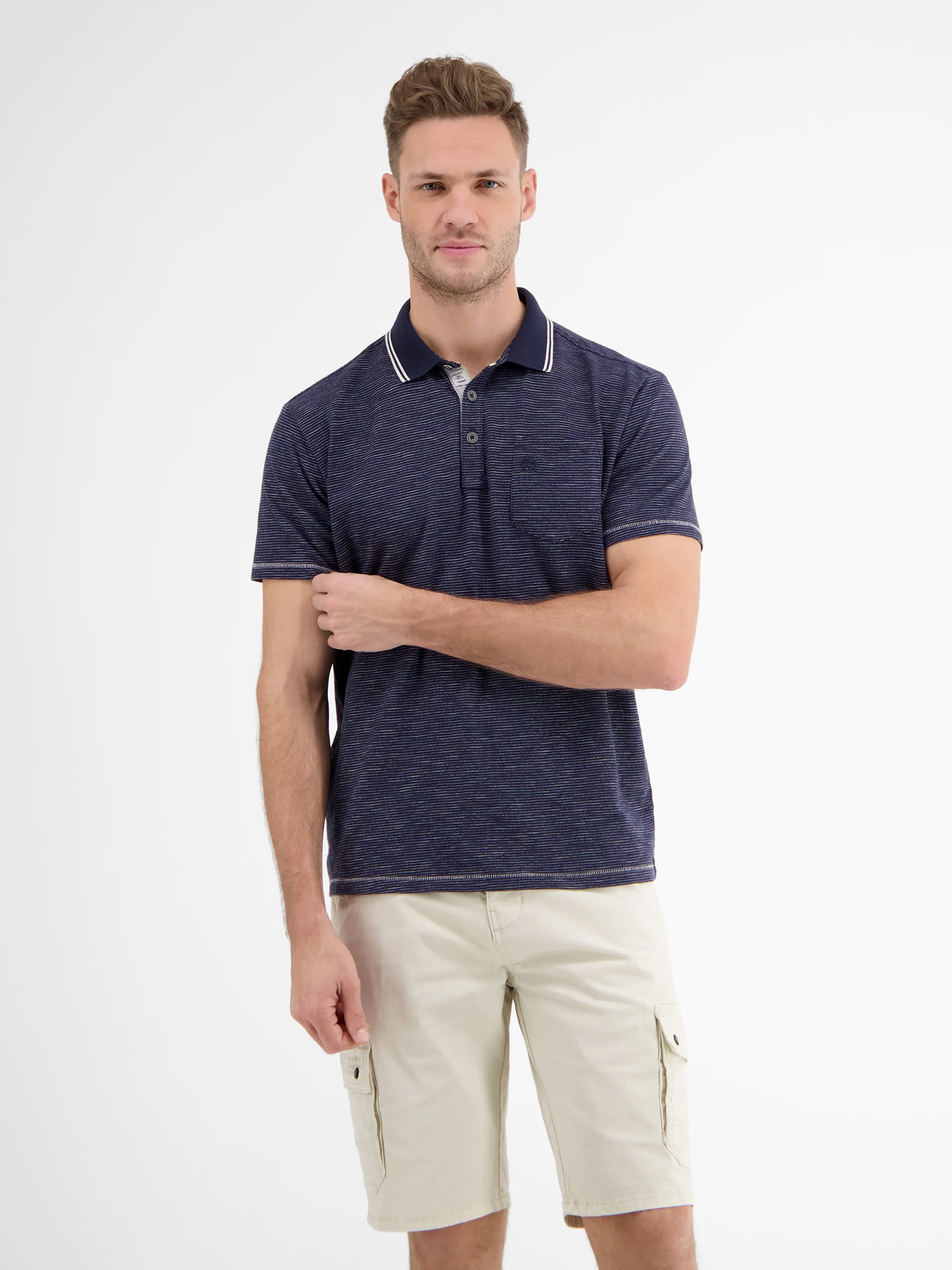 Poloshirt mit Finelinerstreifen - Image 13