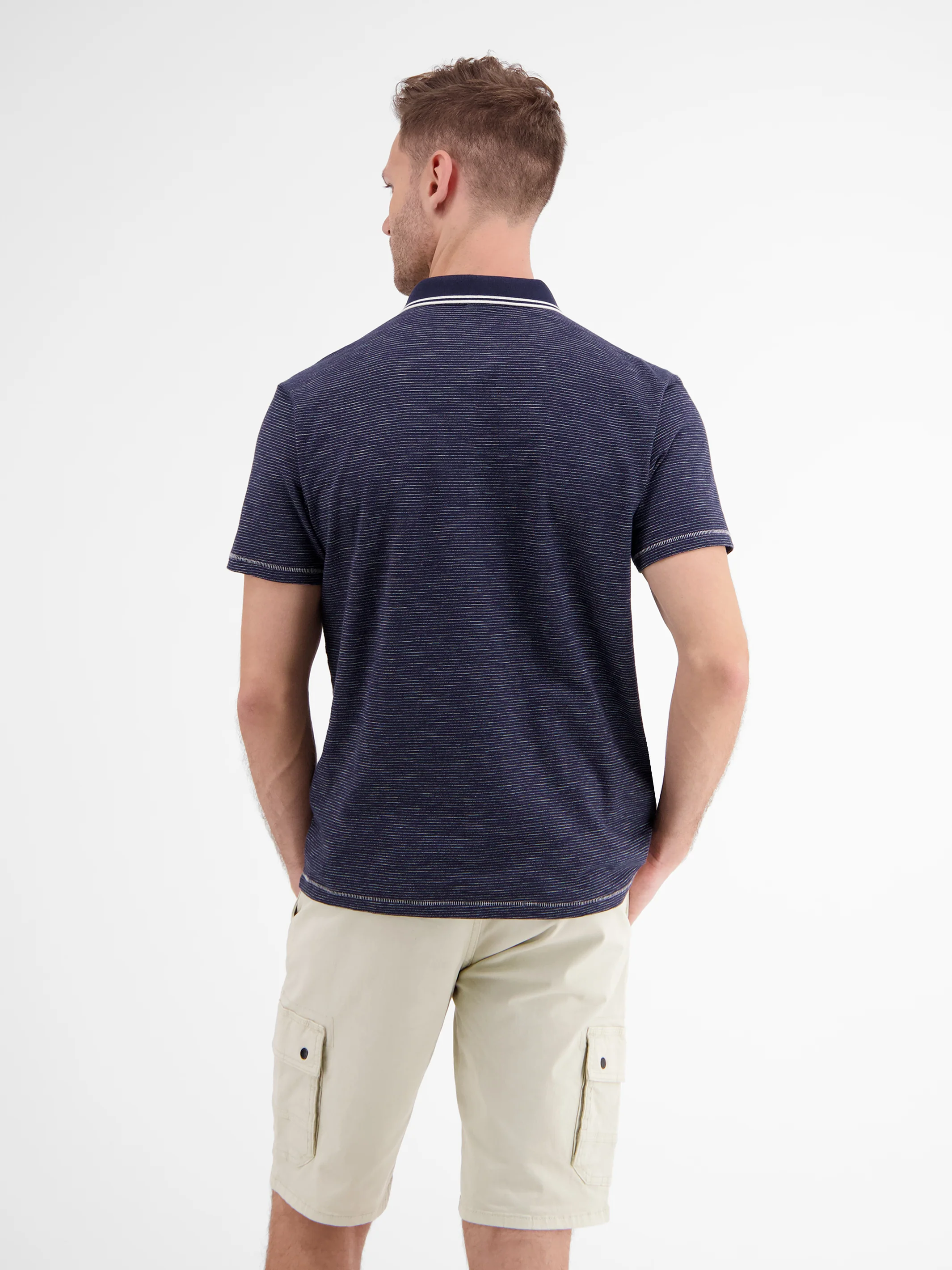 Poloshirt mit Finelinerstreifen - Image 14