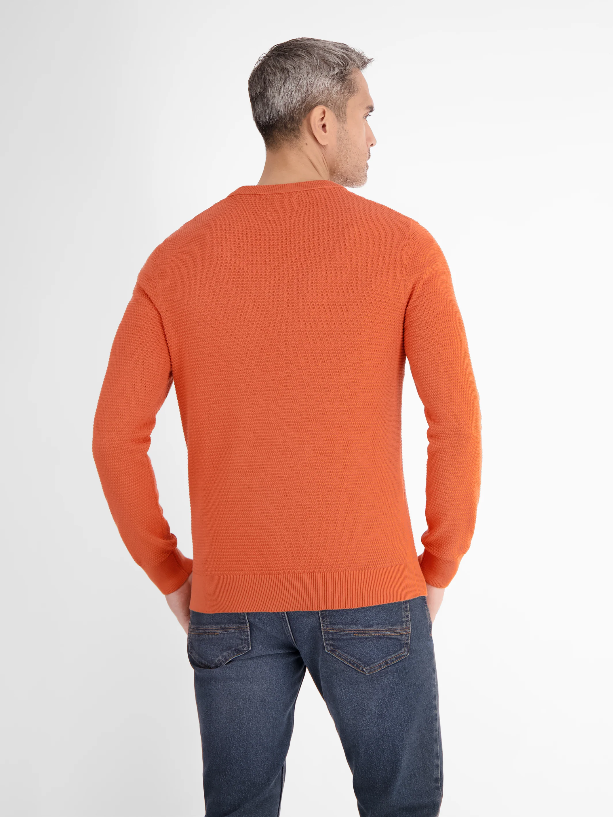 Rundhals-Strickpullover aus nachhaltig produzierter Baumwolle - Image 11