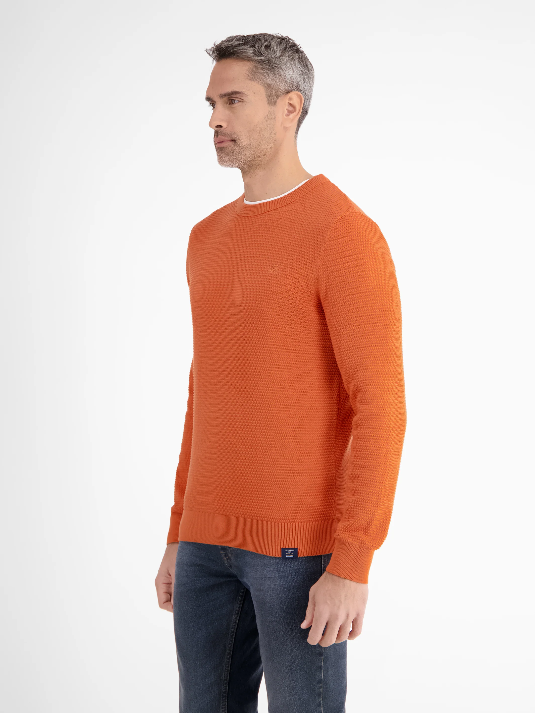 Rundhals-Strickpullover aus nachhaltig produzierter Baumwolle - Image 12
