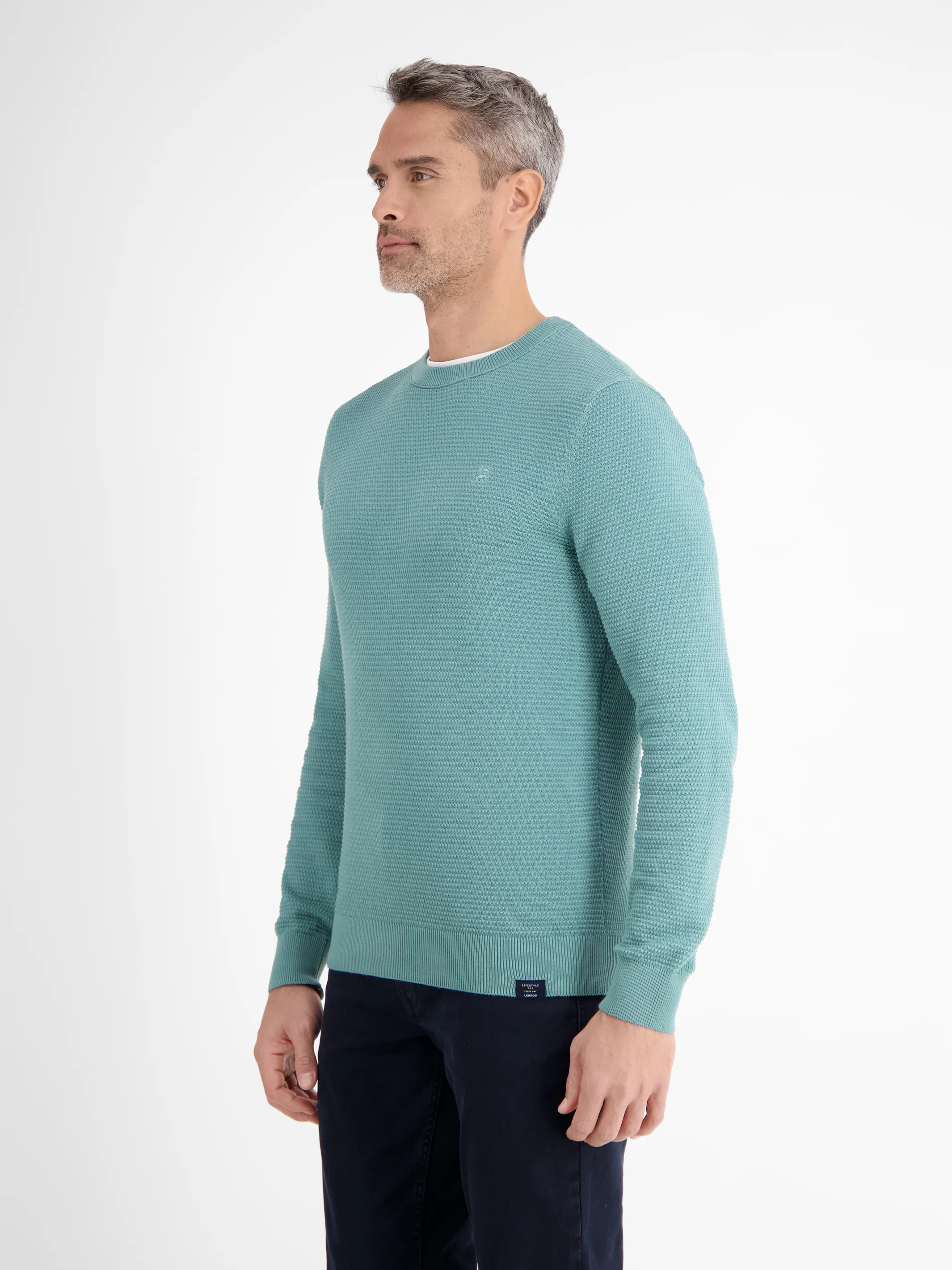 Rundhals-Strickpullover aus nachhaltig produzierter Baumwolle - Image 19