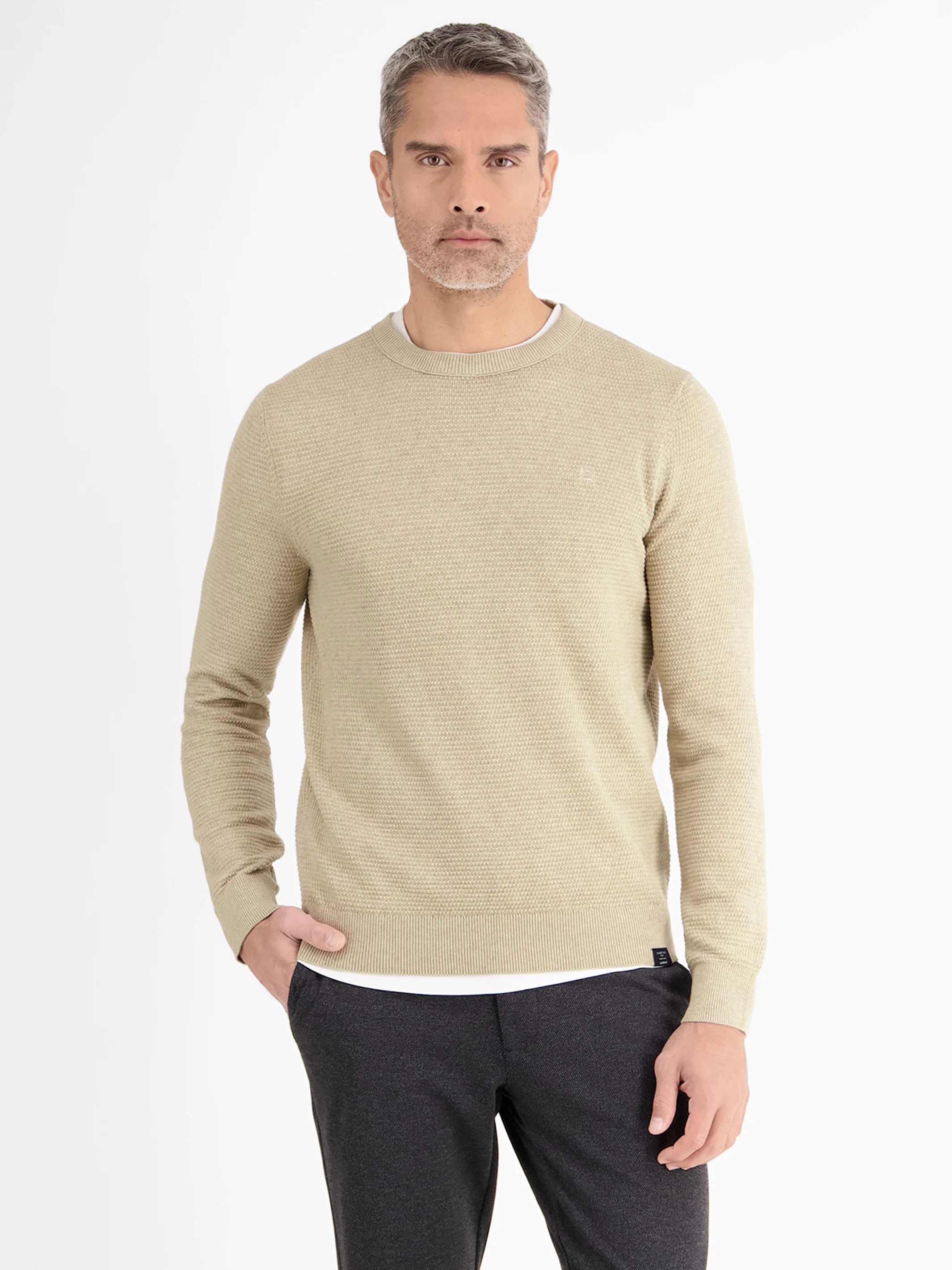 Rundhals-Strickpullover aus nachhaltig produzierter Baumwolle - Image 23