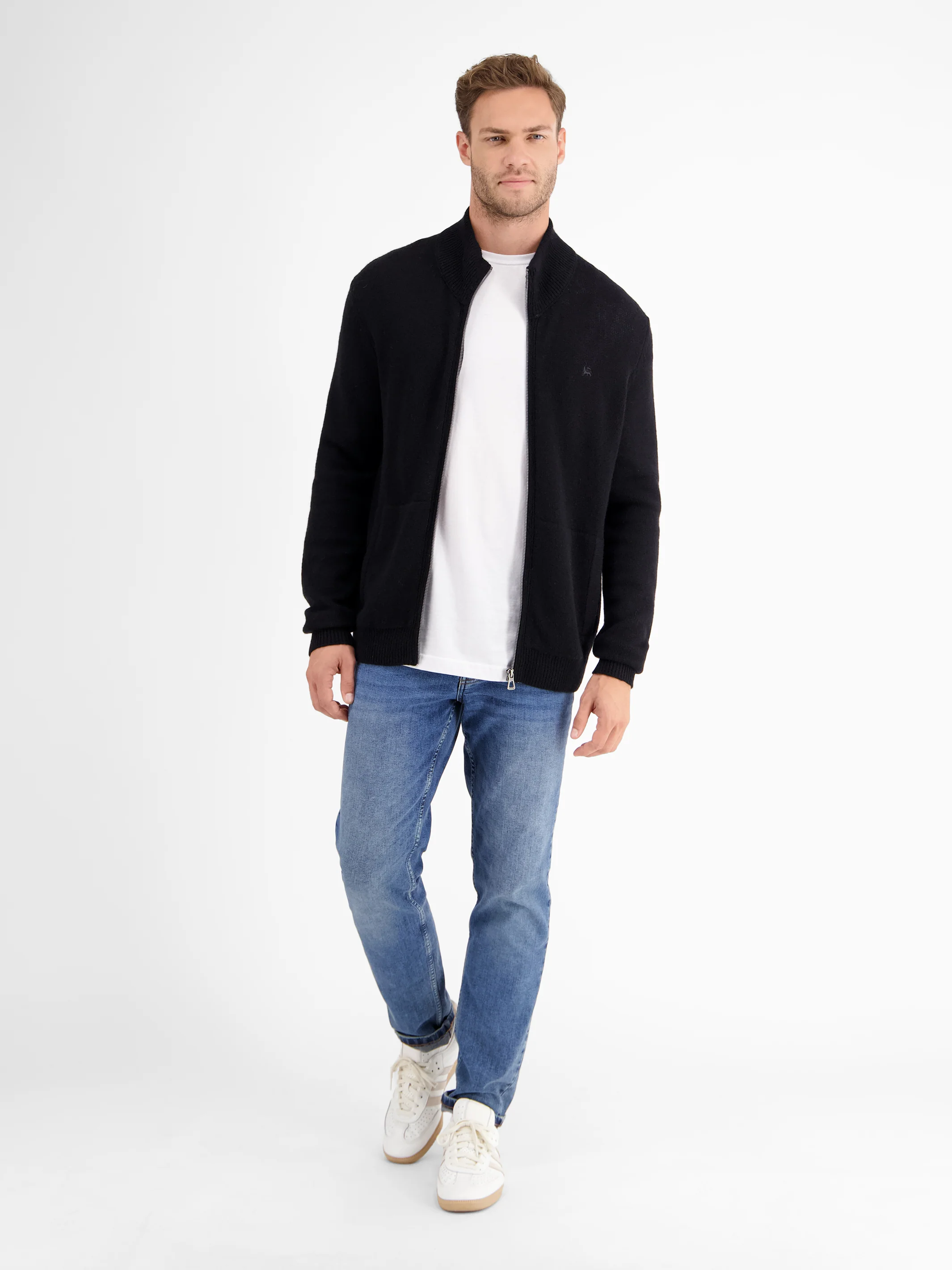 Schurwoll-Strickjacke mit Kaschmiranteil - Image 4