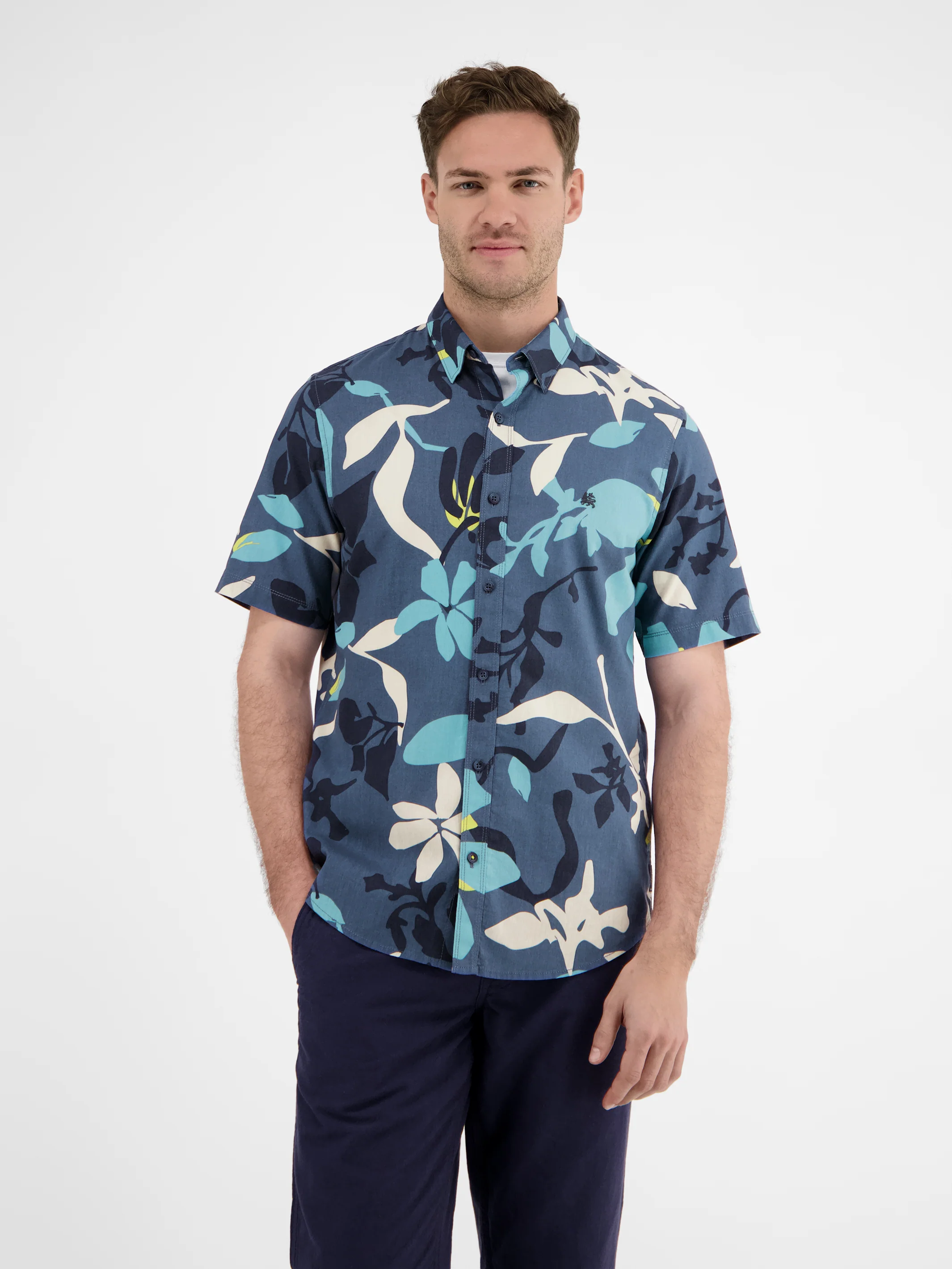 Sommerhemd in Hawaiian-Style - Image 13