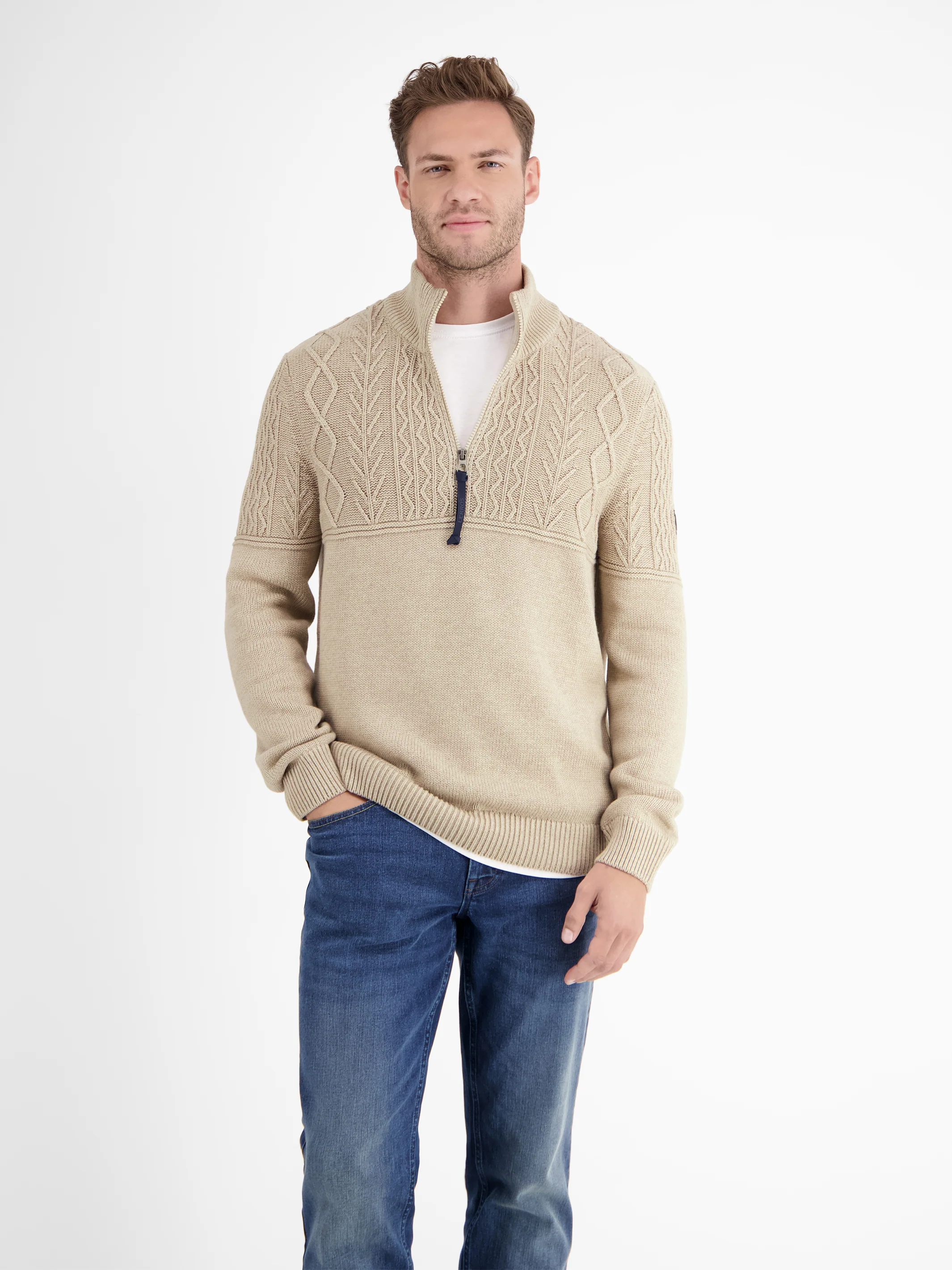Stricktroyer mit Cable-Muster - Image 8
