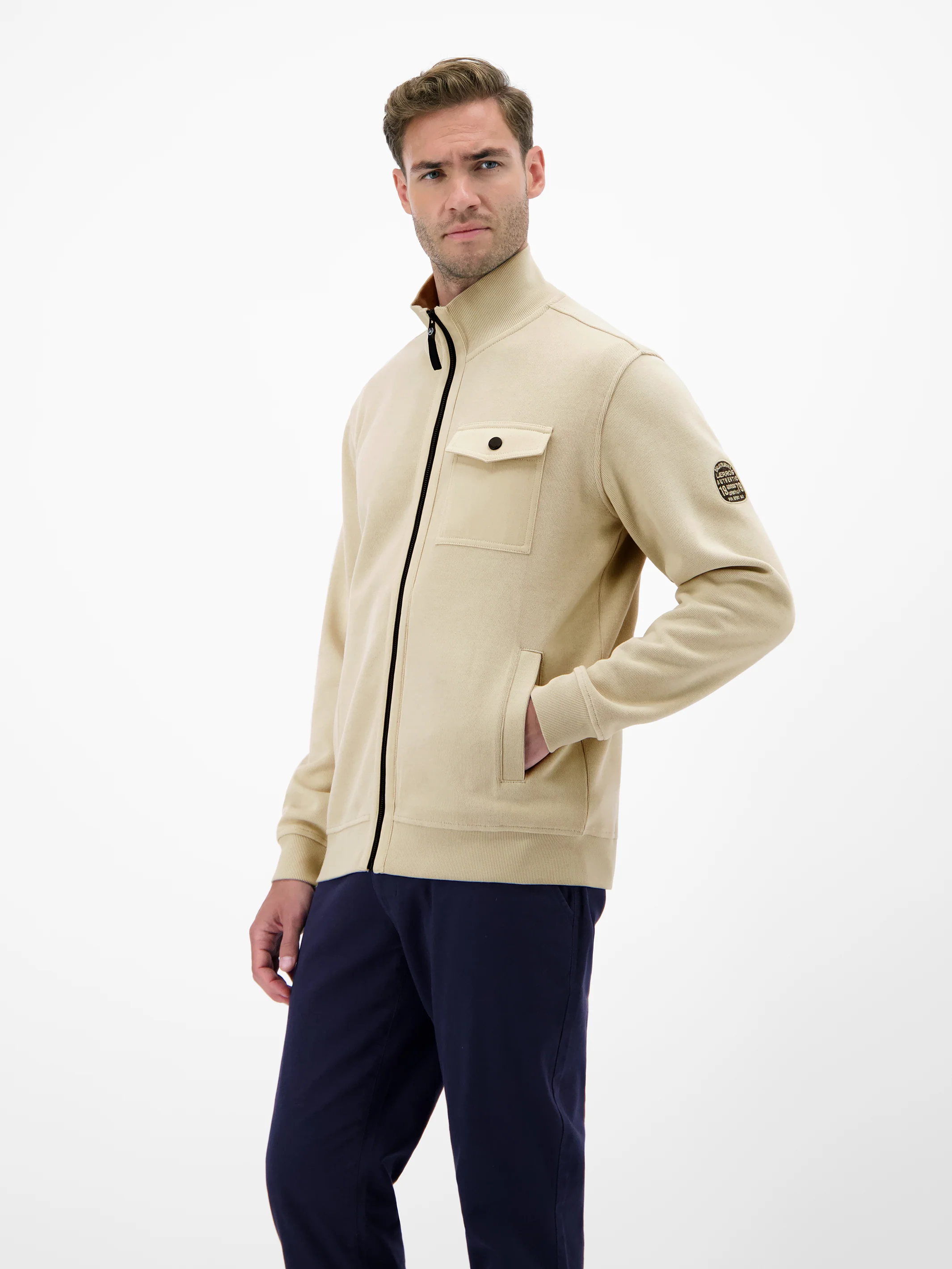Sweatjacke für Herren, modisch-sportiv - Image 12