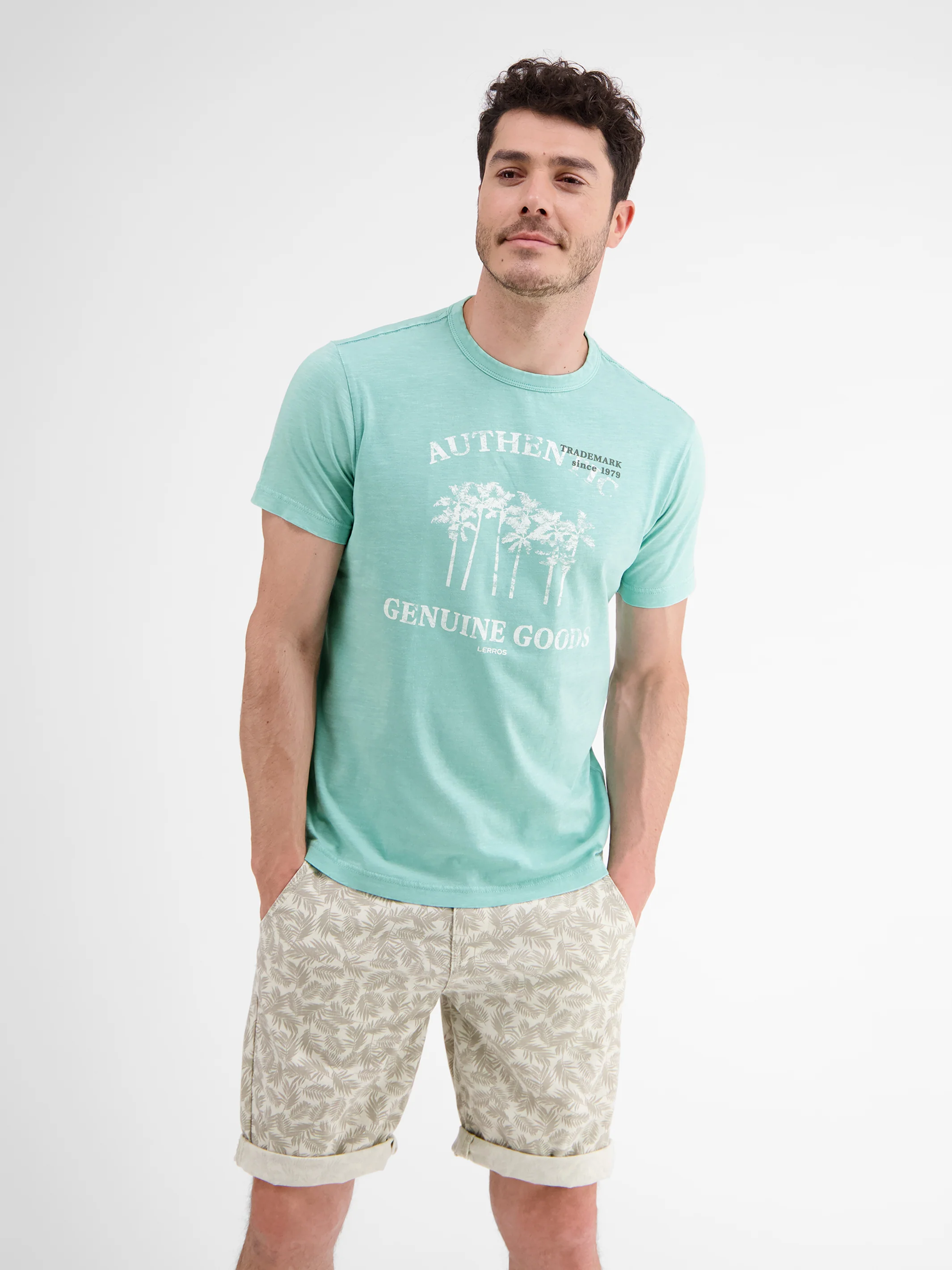 T-Shirt mit Frontprint - Image 14