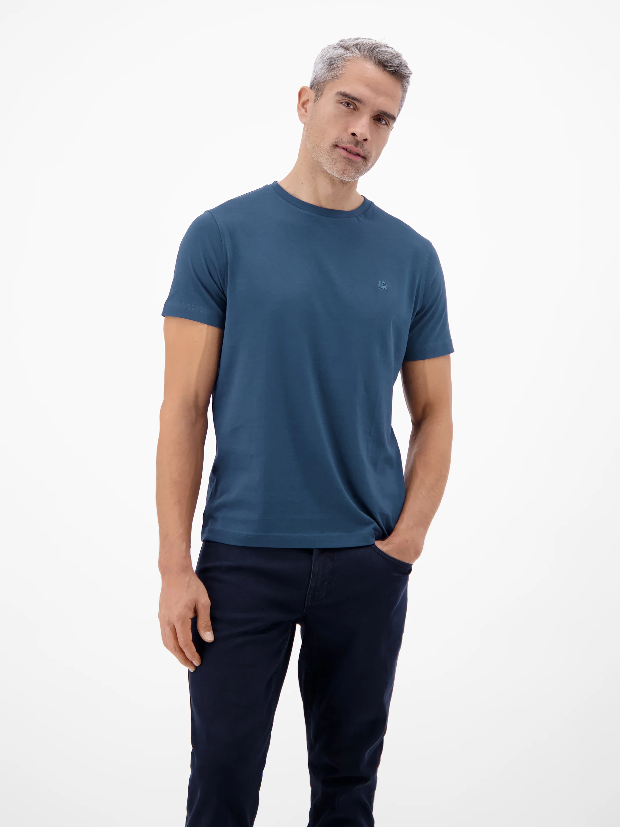 T-Shirt mit Rundhalsausschnitt - Image 24