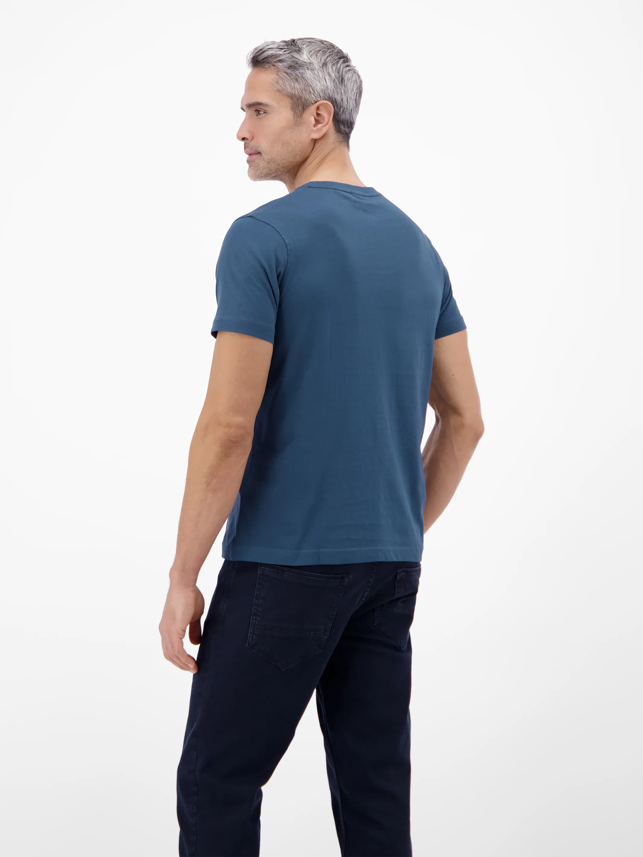 T-Shirt mit Rundhalsausschnitt - Image 25