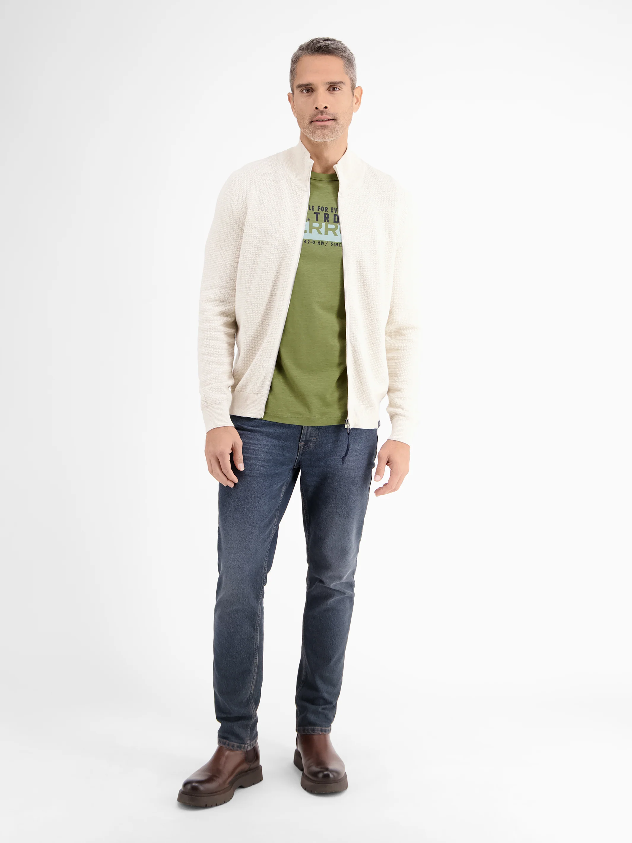Unifarbenes T-Shirt mit Print - Image 12
