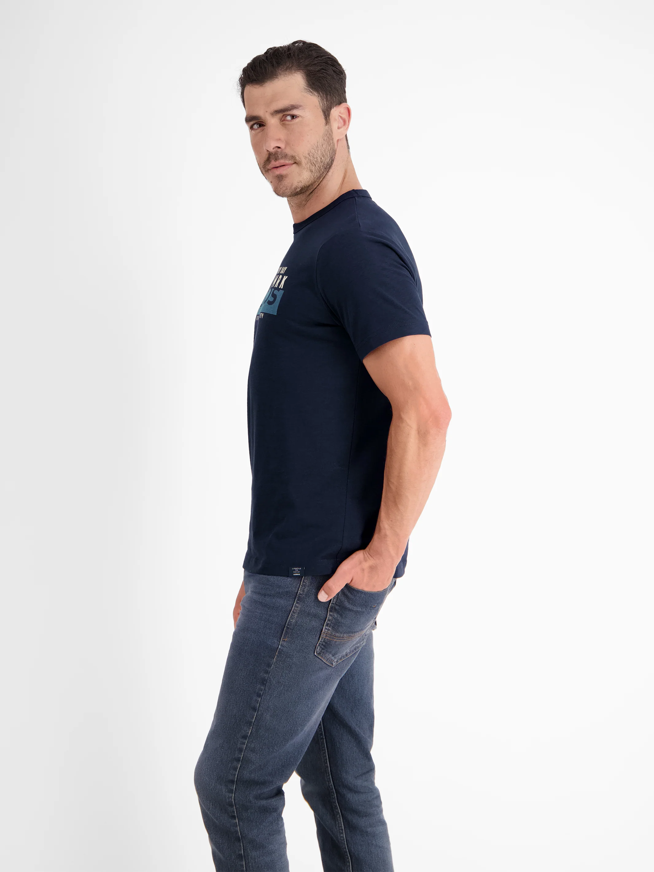 Unifarbenes T-Shirt mit Print - Image 3