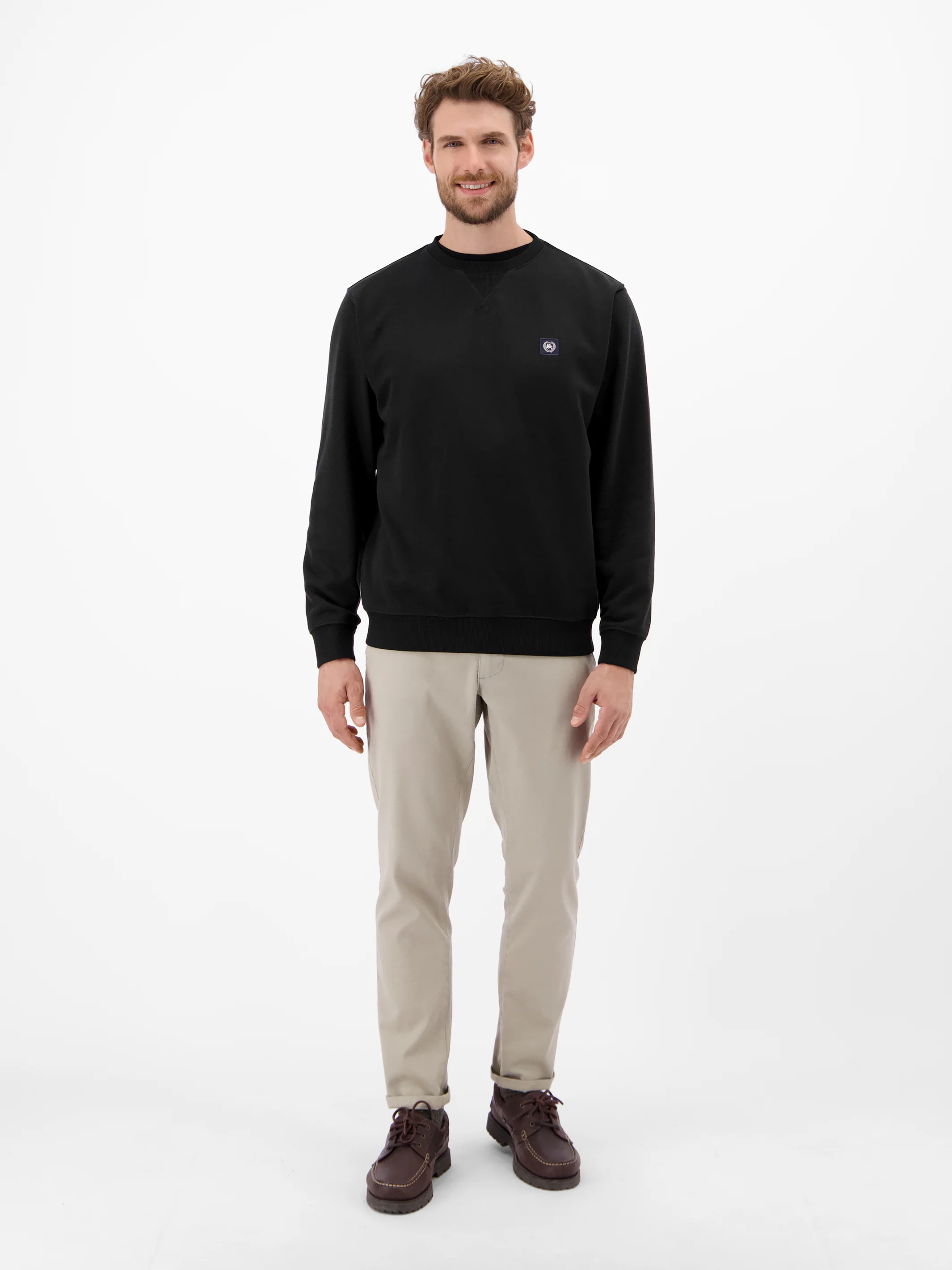 Urbaner Sweatshirtstyle für Herren - Image 36