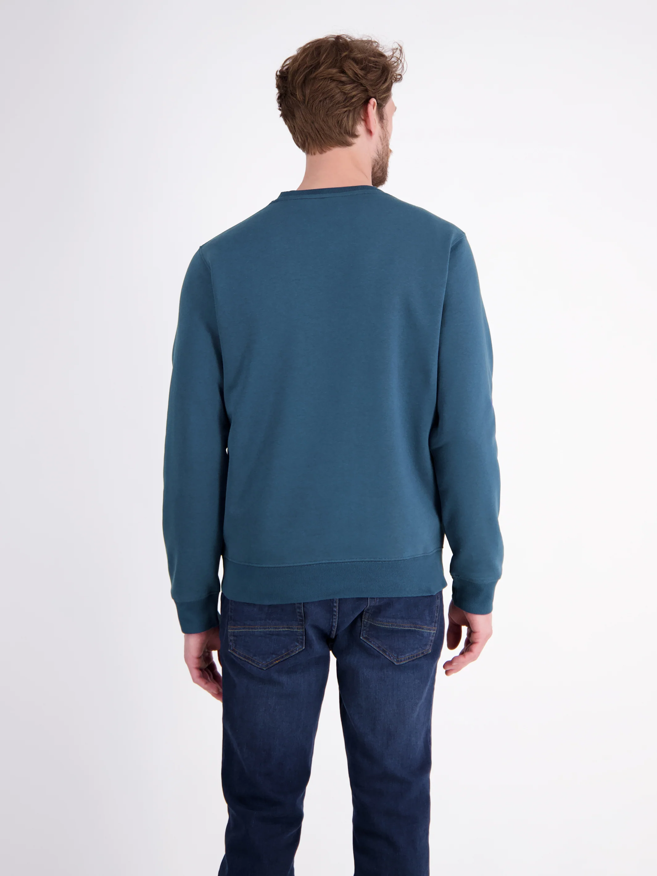 Urbaner Sweatshirtstyle für Herren - Image 40