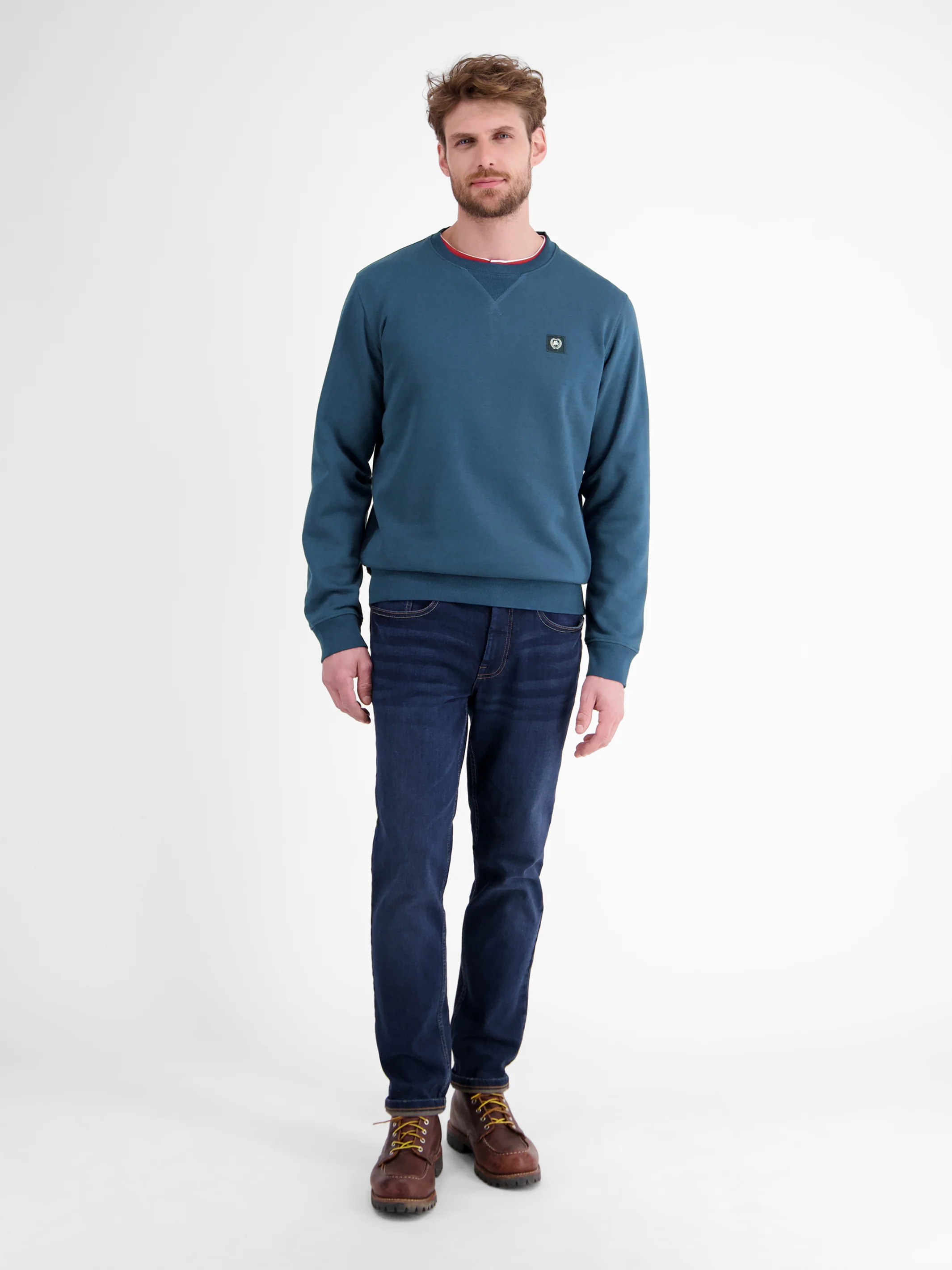 Urbaner Sweatshirtstyle für Herren - Image 42