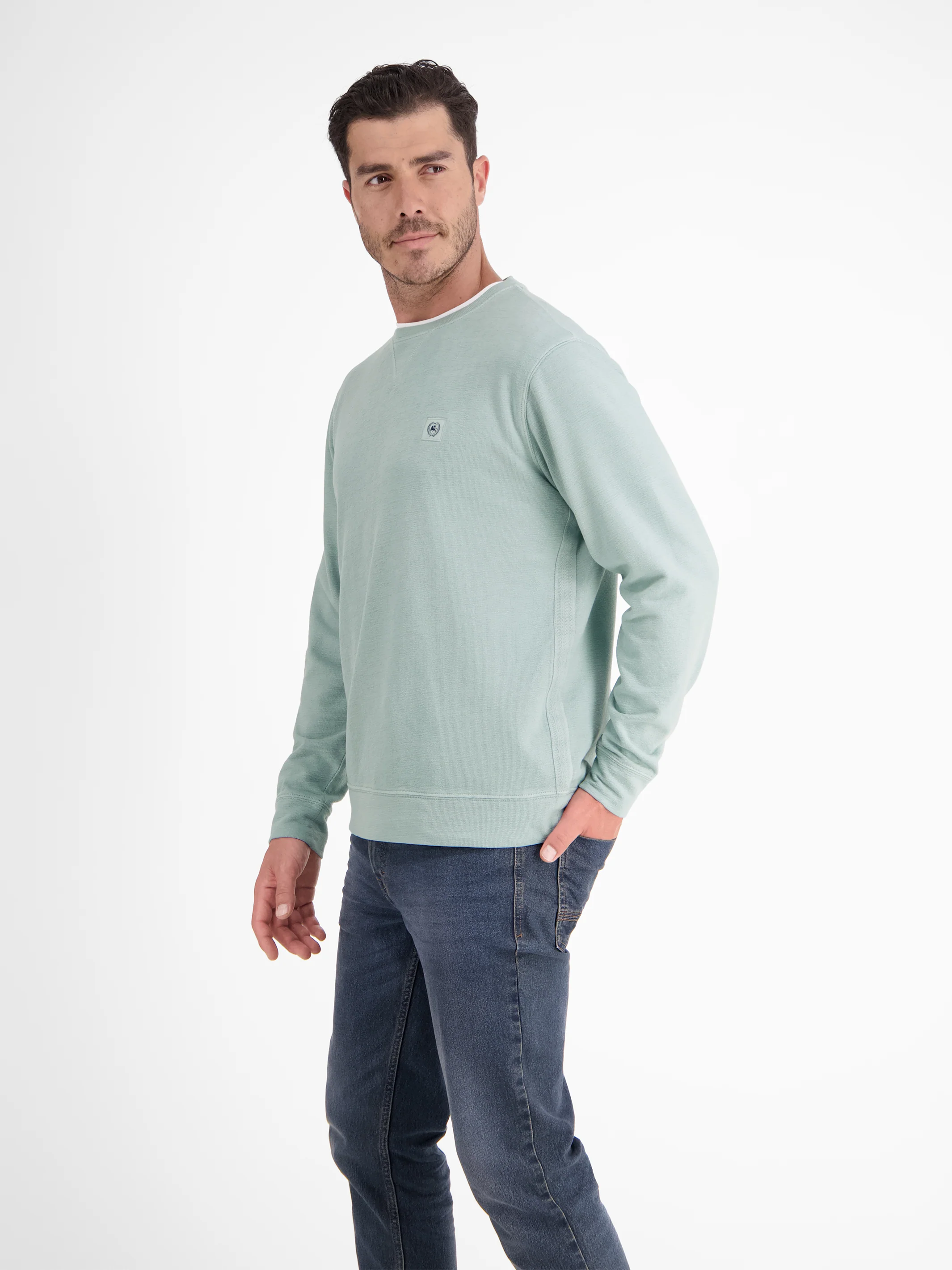 Urbaner Sweatshirtstyle, weiche Haptik - Image 12