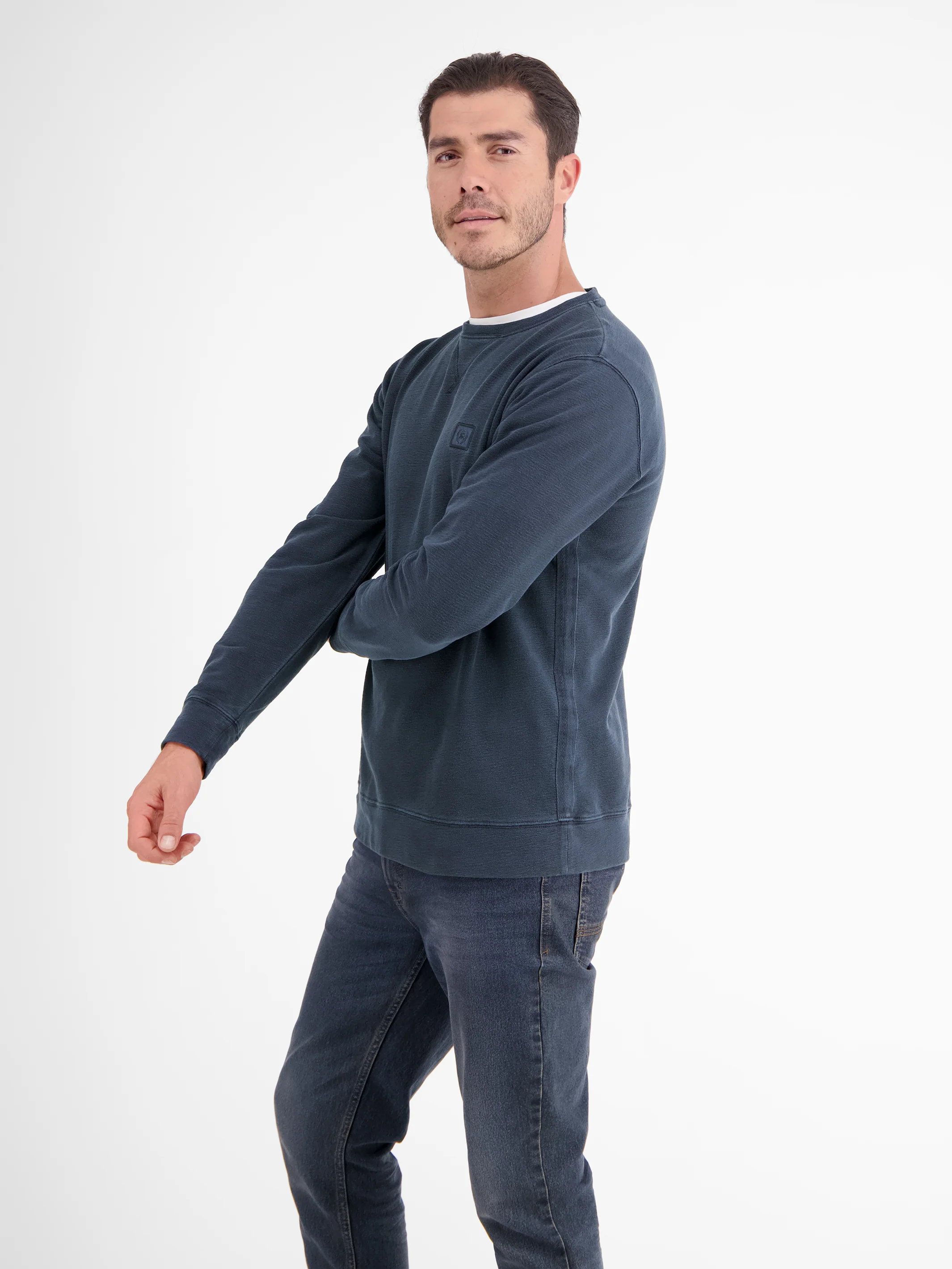 Urbaner Sweatshirtstyle, weiche Haptik - Image 20