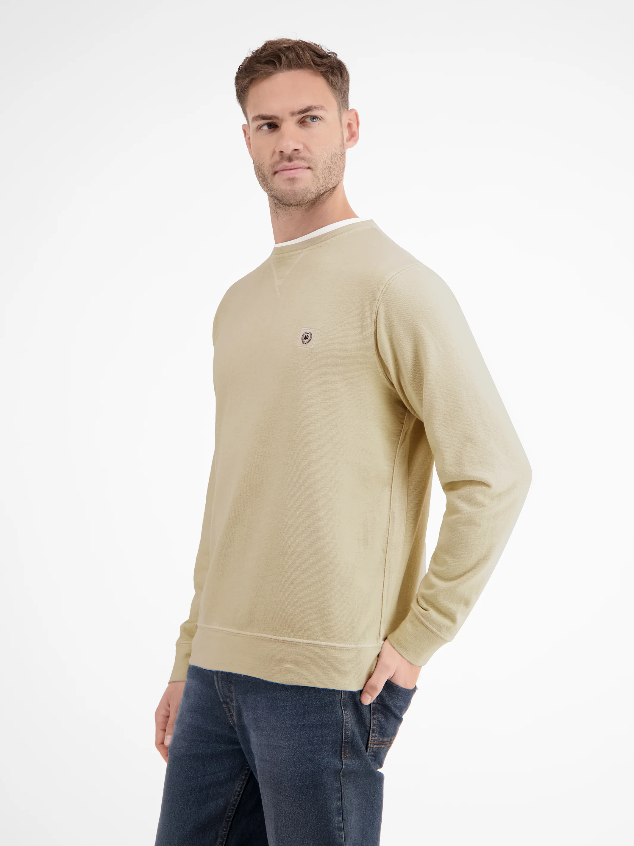 Urbaner Sweatshirtstyle, weiche Haptik - Image 28